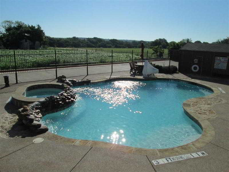 Velkommen Inn Clifton TX Hotel