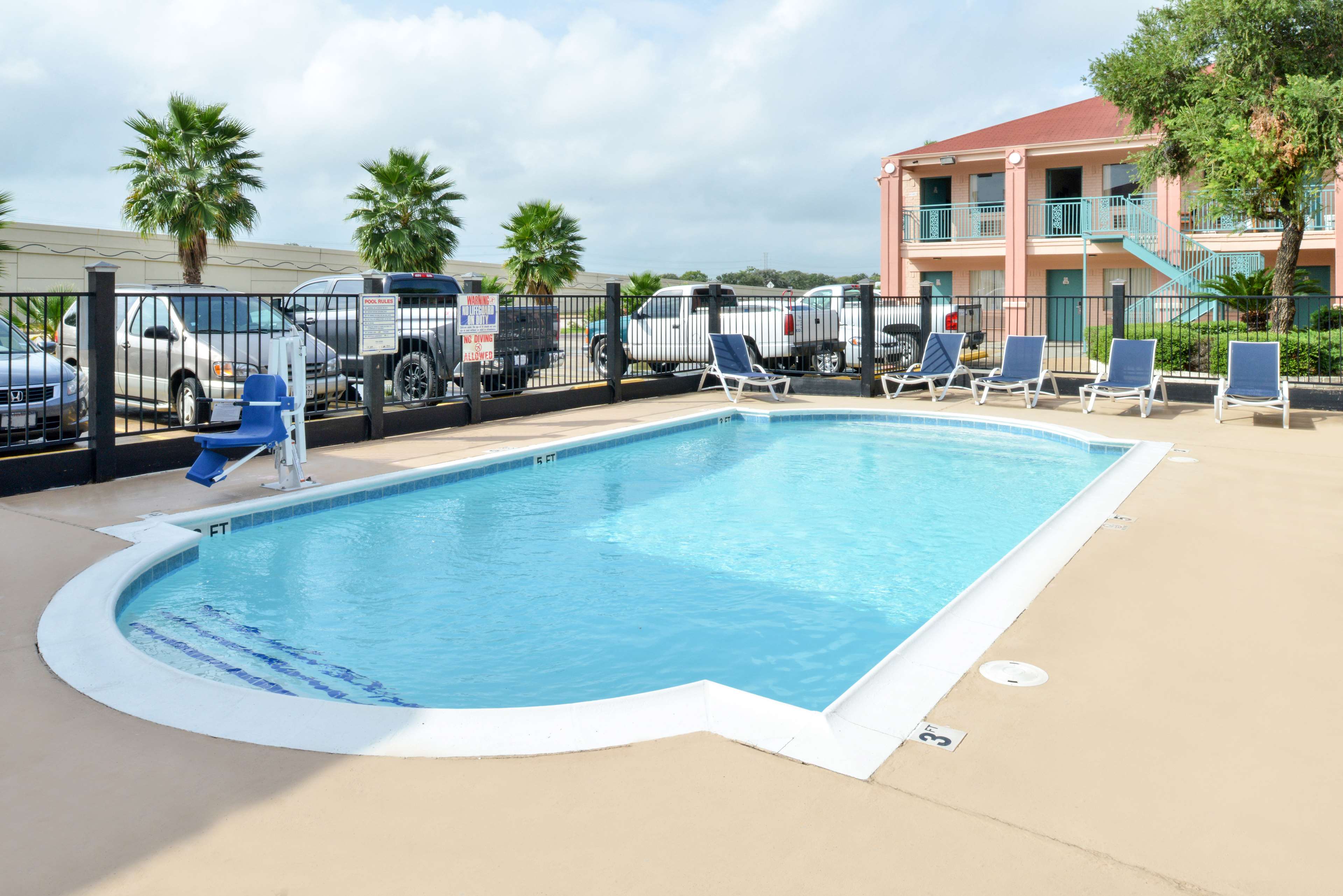 Americas Best Value Inn - Clute/Lake Jackson