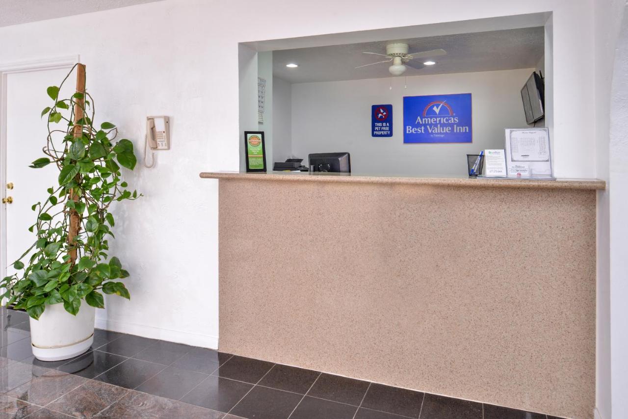 Americas Best Value Inn - Clute/Lake Jackson