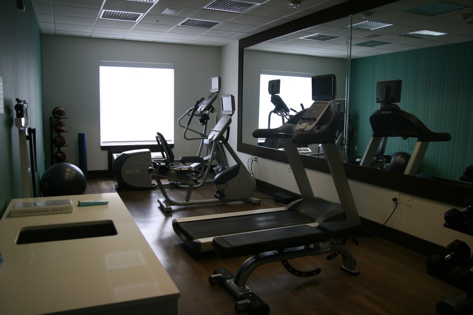 Holiday Inn Express & Suites Clute - Lake Jackson