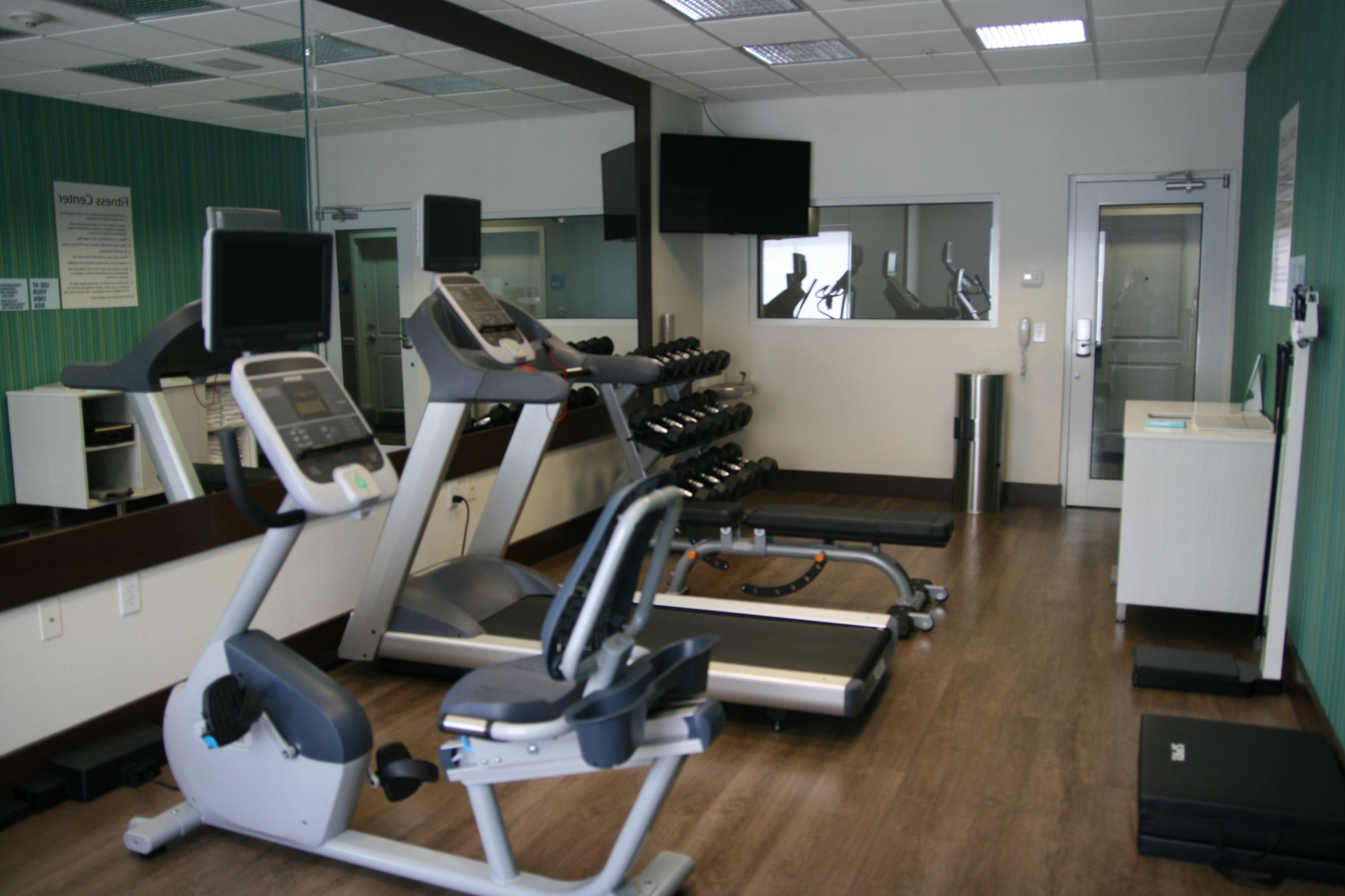 Holiday Inn Express & Suites Clute - Lake Jackson