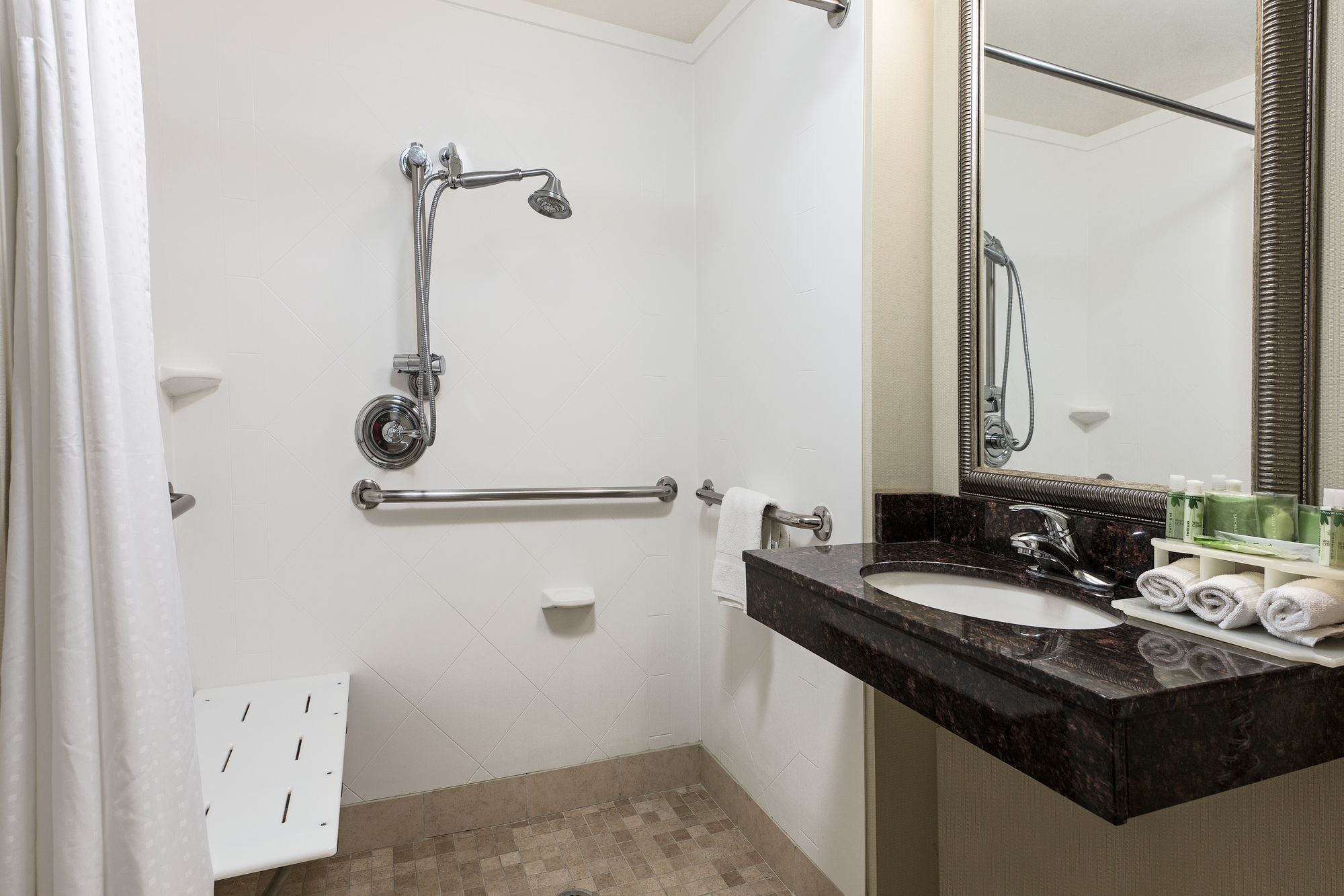 Holiday Inn Express & Suites Clute - Lake Jackson