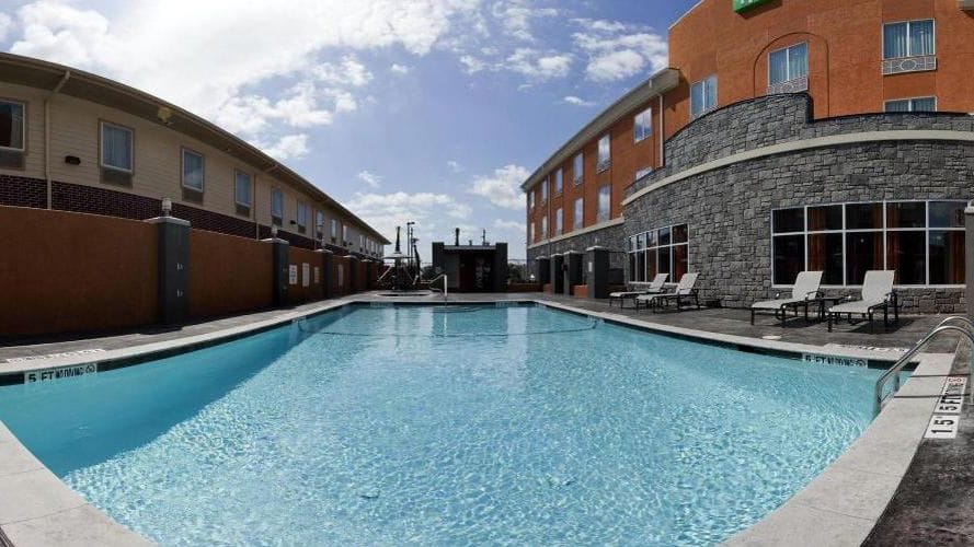 Holiday Inn Express & Suites Clute - Lake Jackson