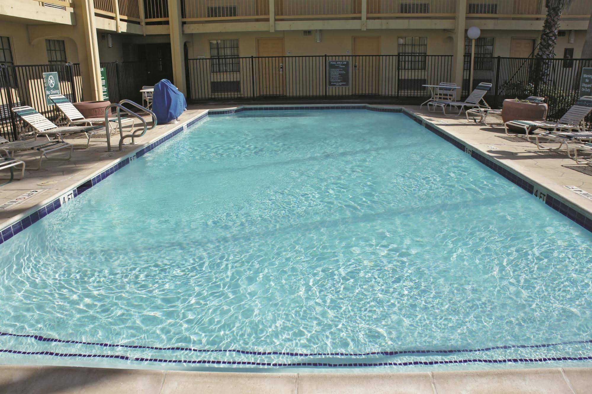 La Quinta Inn by Wyndham Clute Lake Jackson