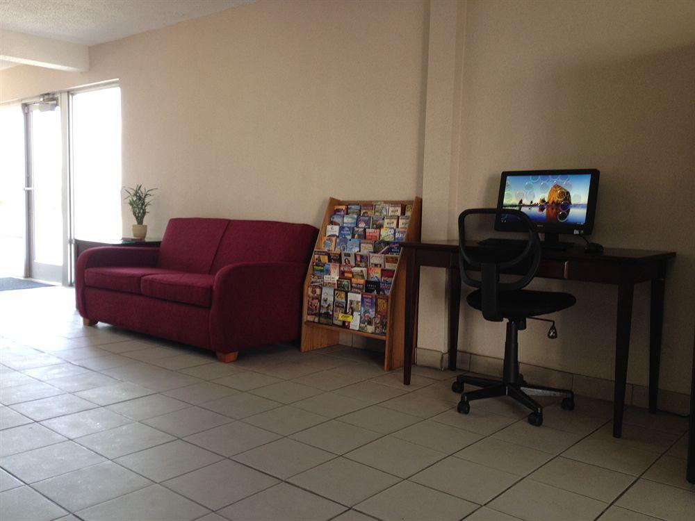 EZ Travel Inn