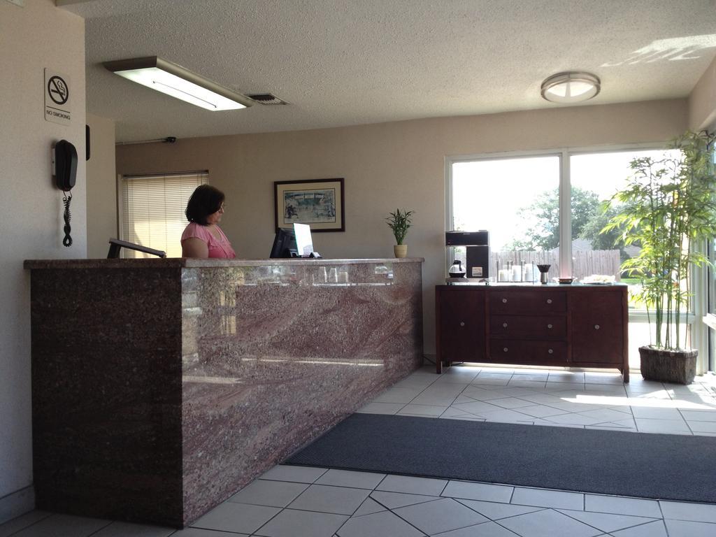 EZ Travel Inn