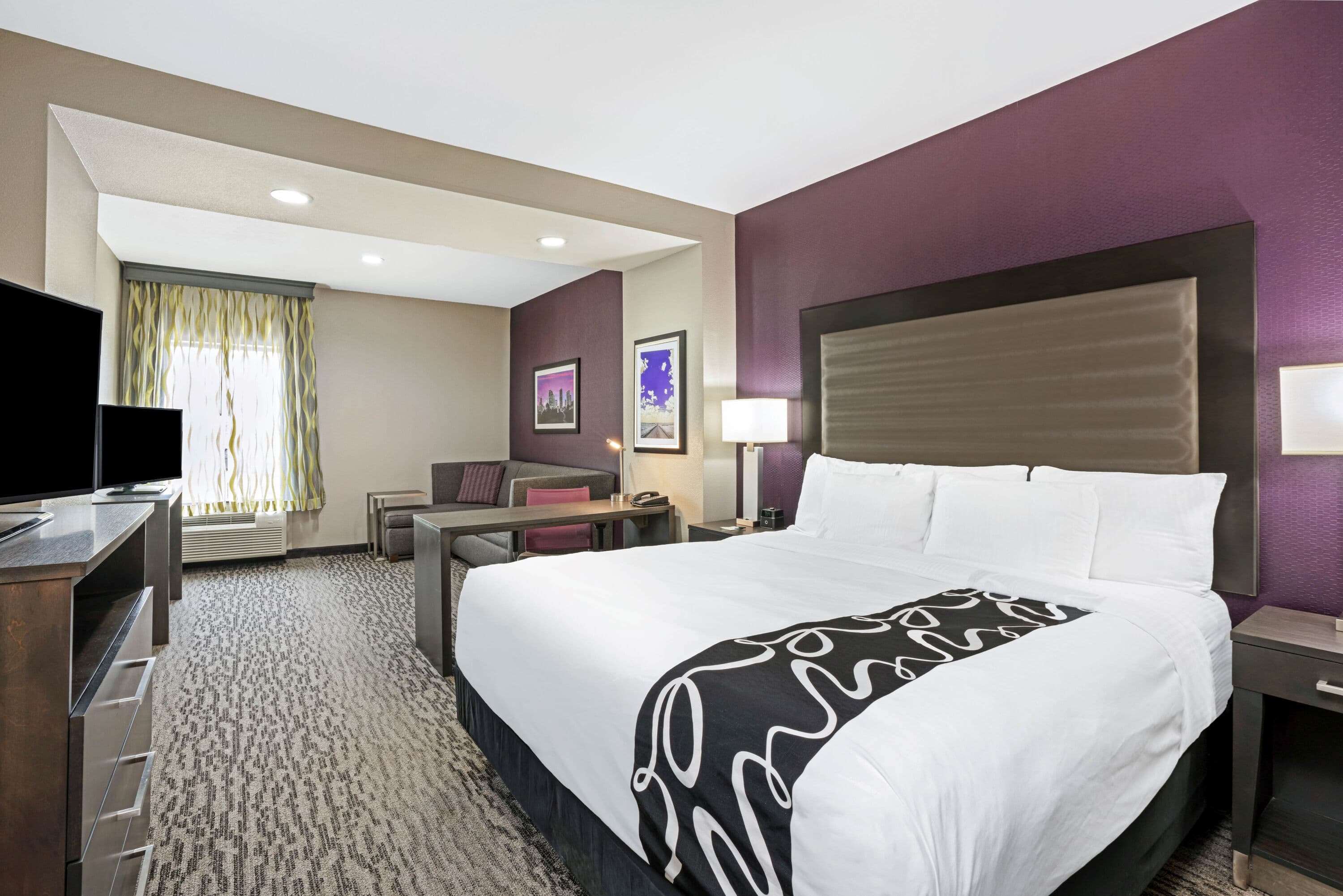 La Quinta Inn & Suites by Wyndham College Station South
