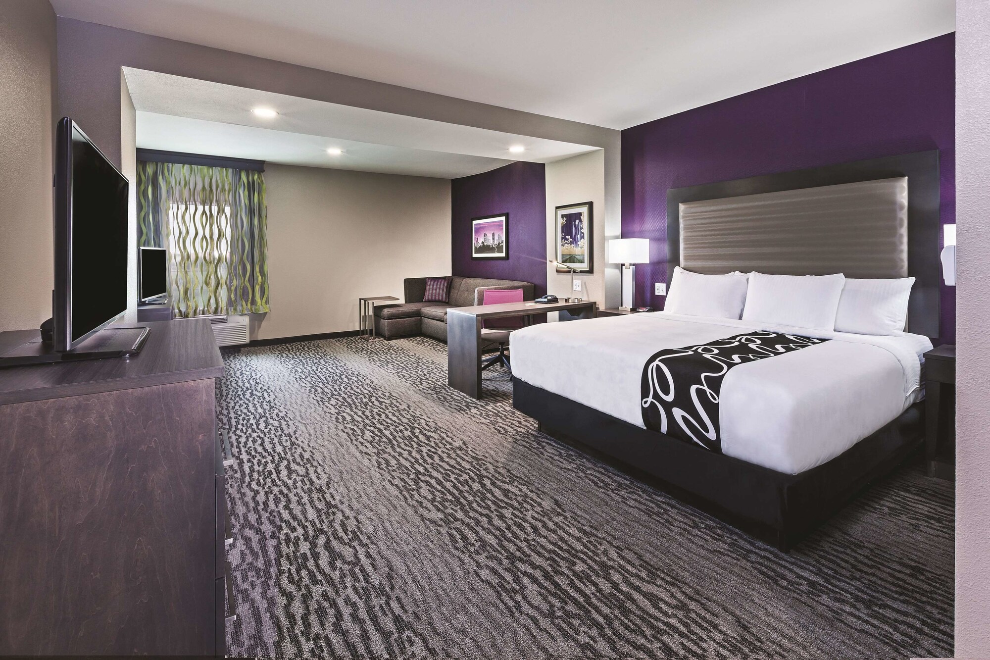 La Quinta Inn & Suites by Wyndham College Station South