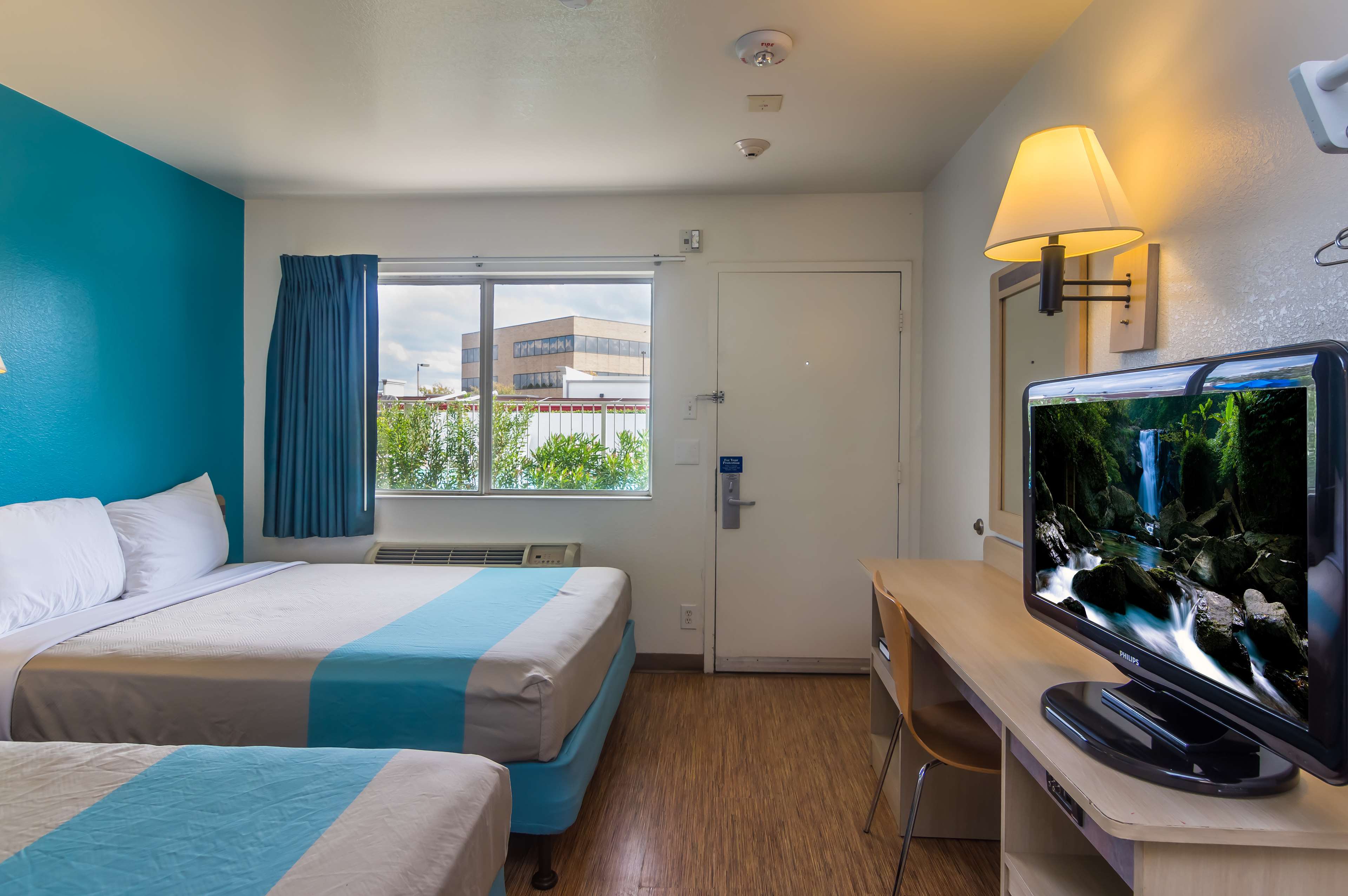 Motel 6 College Station - Bryan