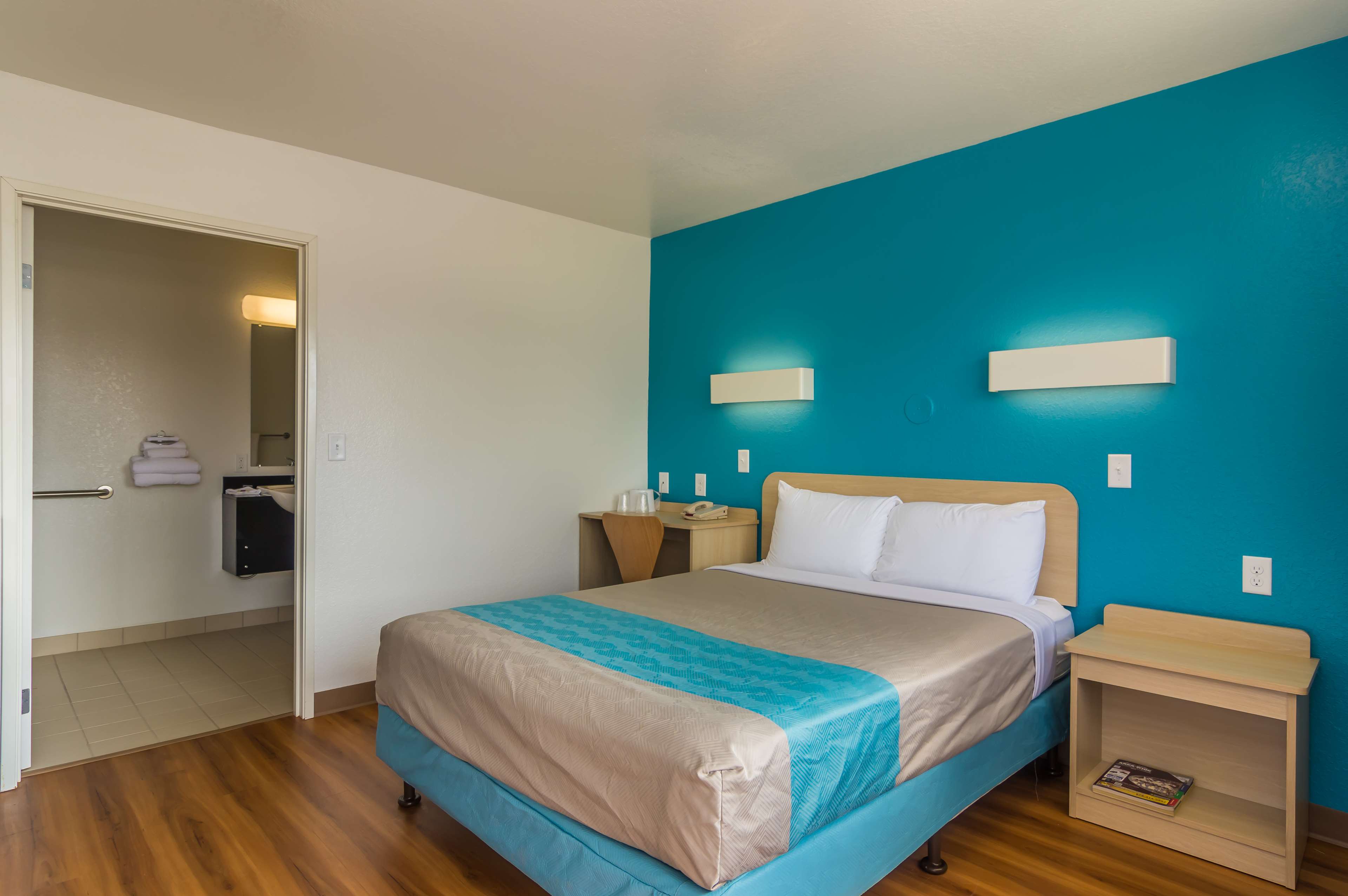 Motel 6 College Station - Bryan