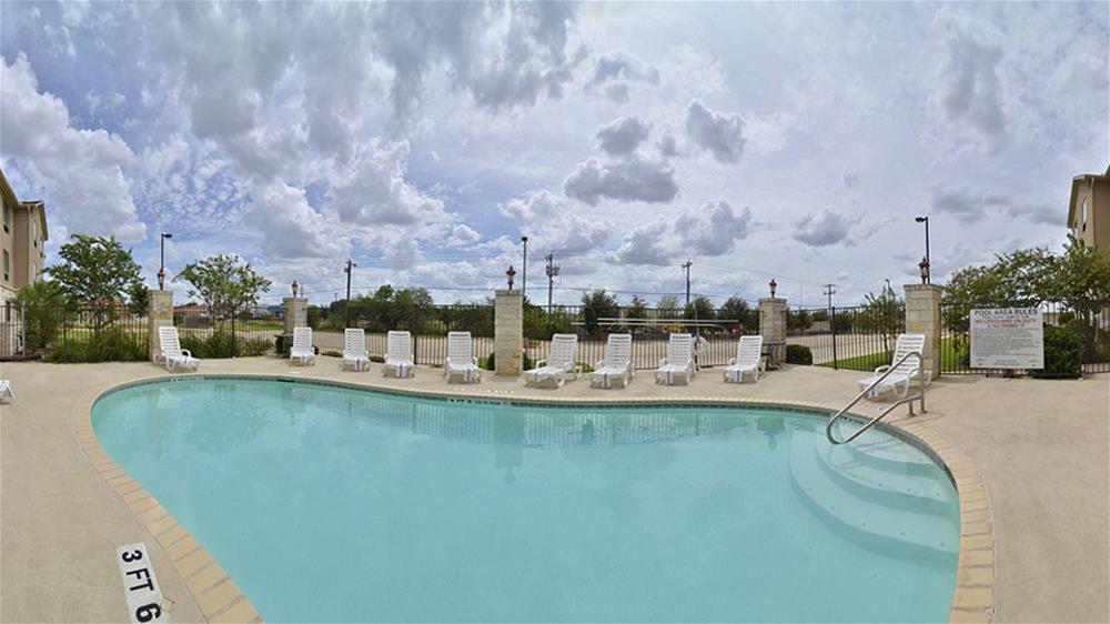 Wingate by Wyndham College Station TX