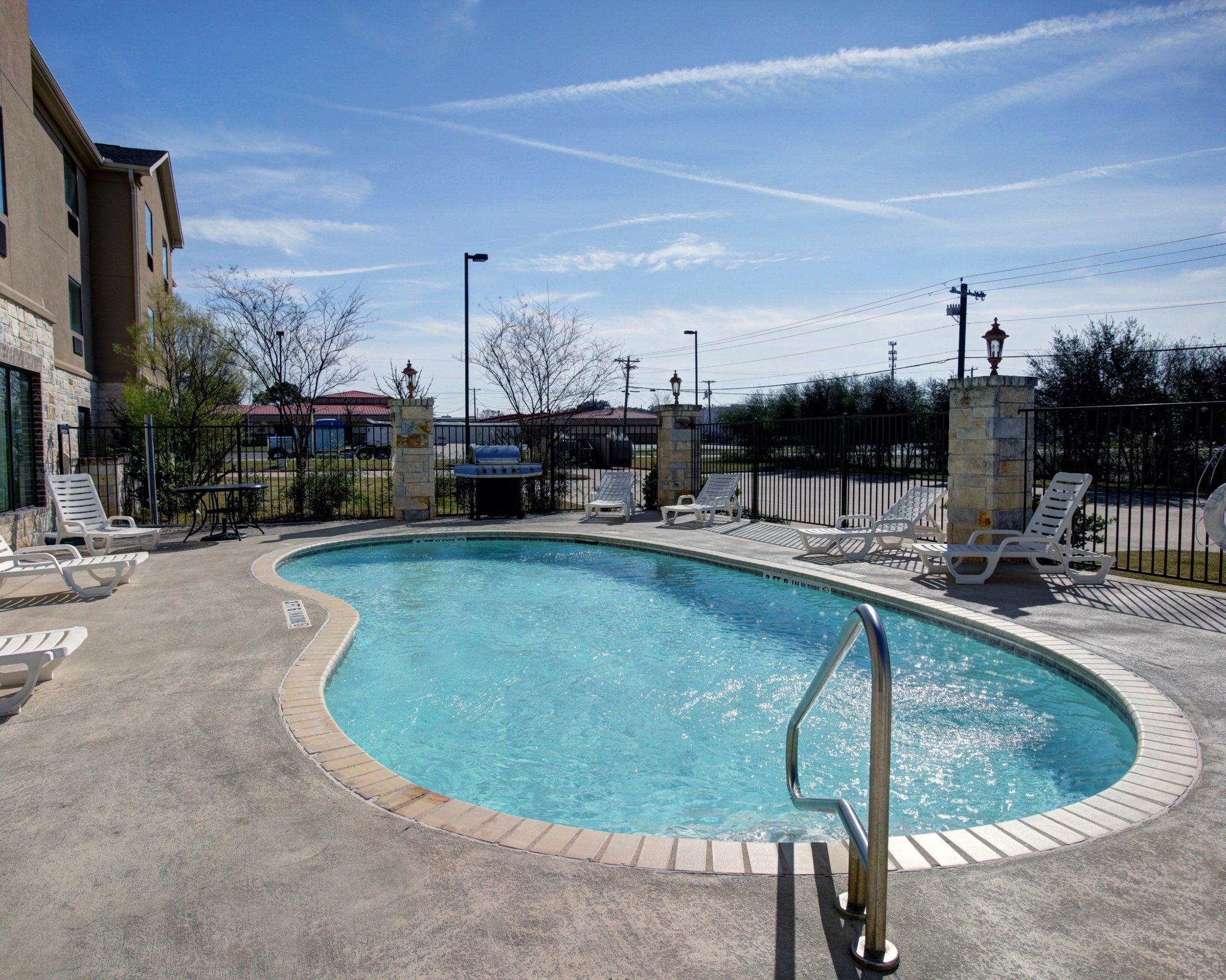 Wingate by Wyndham College Station TX