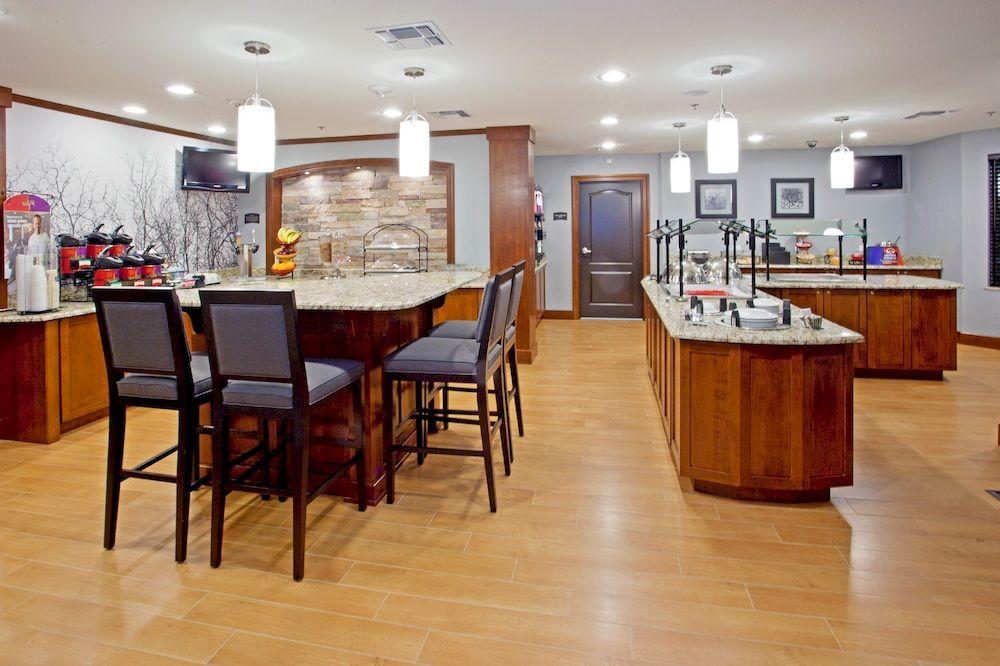 Staybridge Suites College Station
