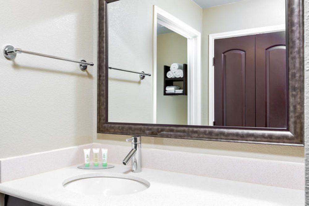 Staybridge Suites College Station