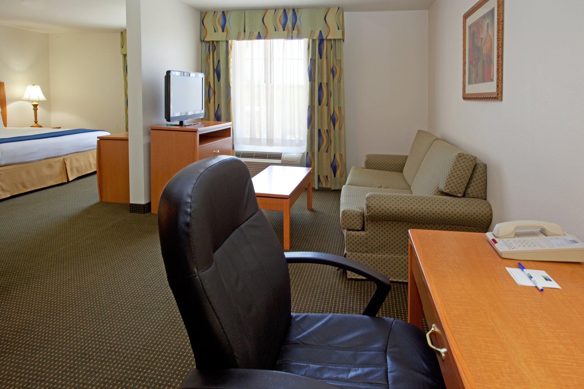 Holiday Inn Express & Suites Columbus