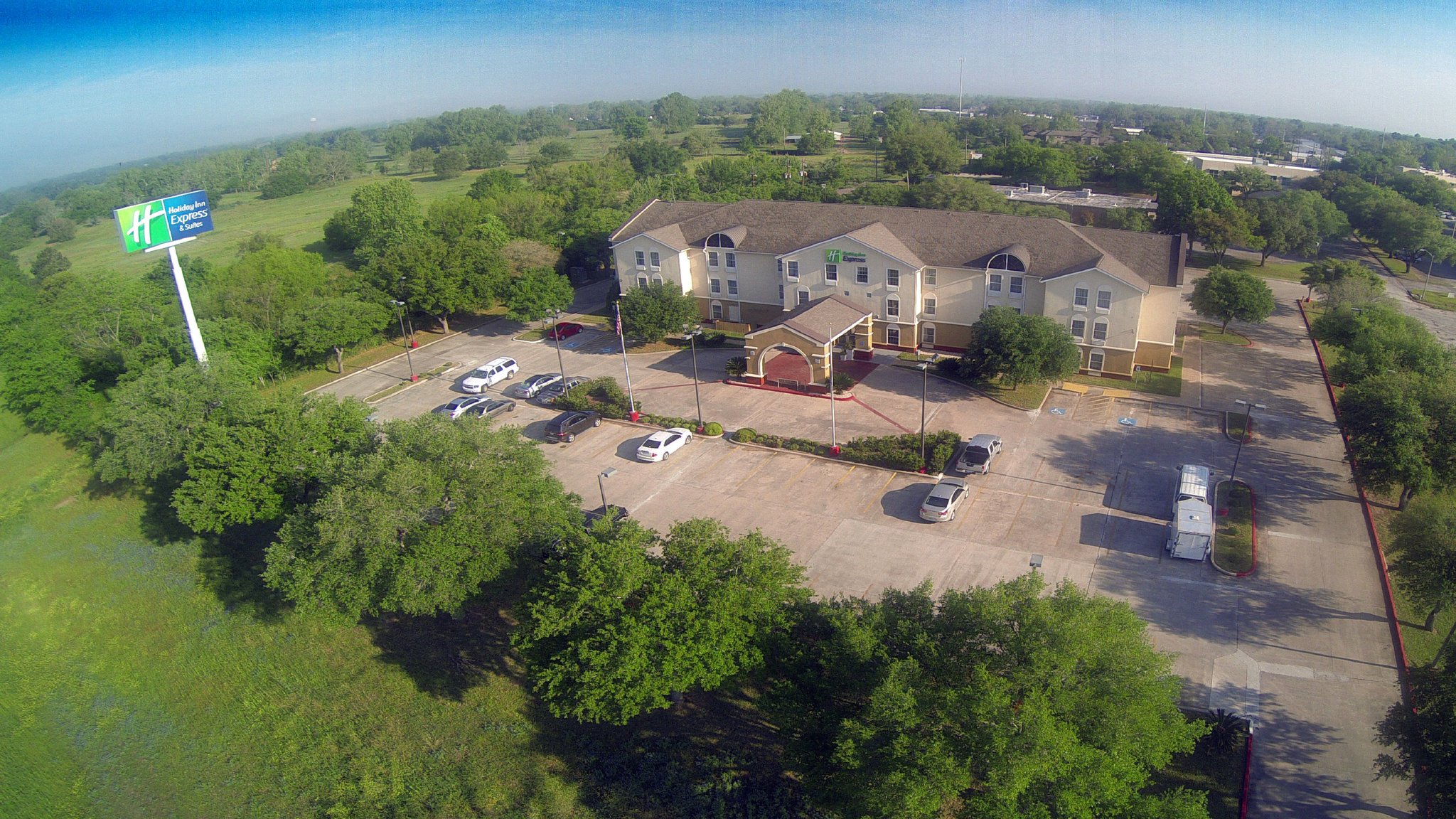 Holiday Inn Express & Suites Columbus