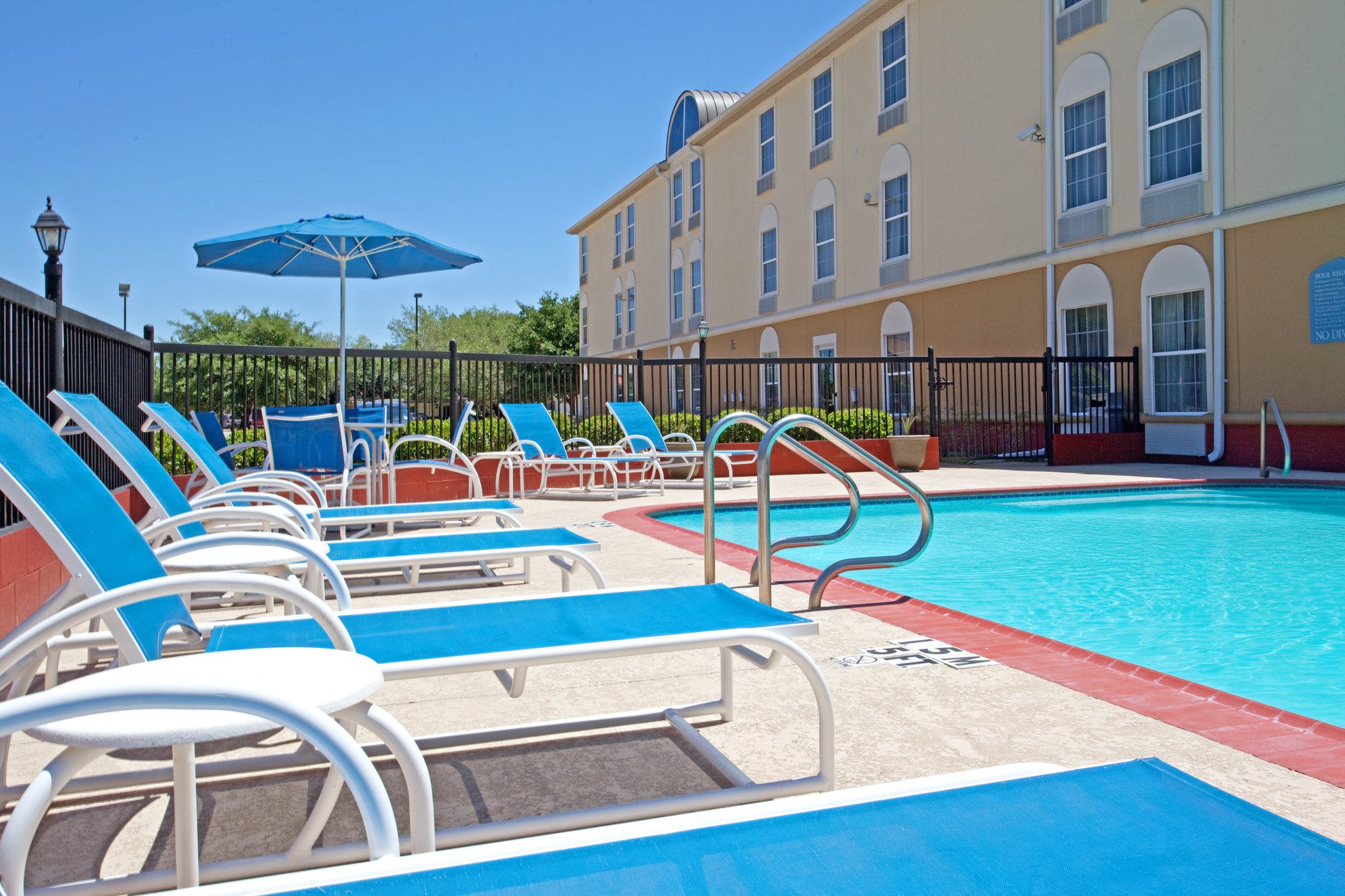 Holiday Inn Express & Suites Columbus