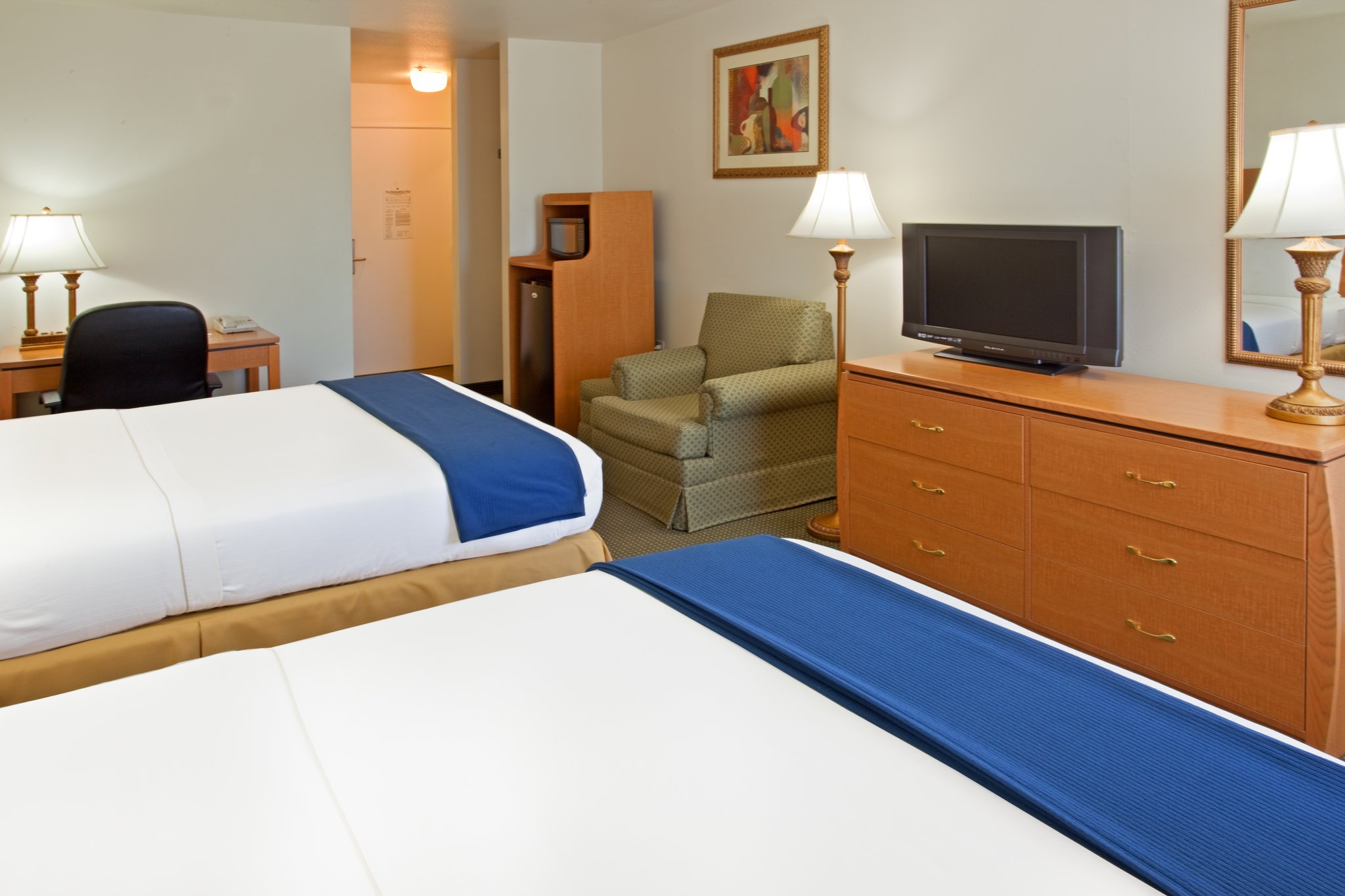 Holiday Inn Express & Suites Columbus