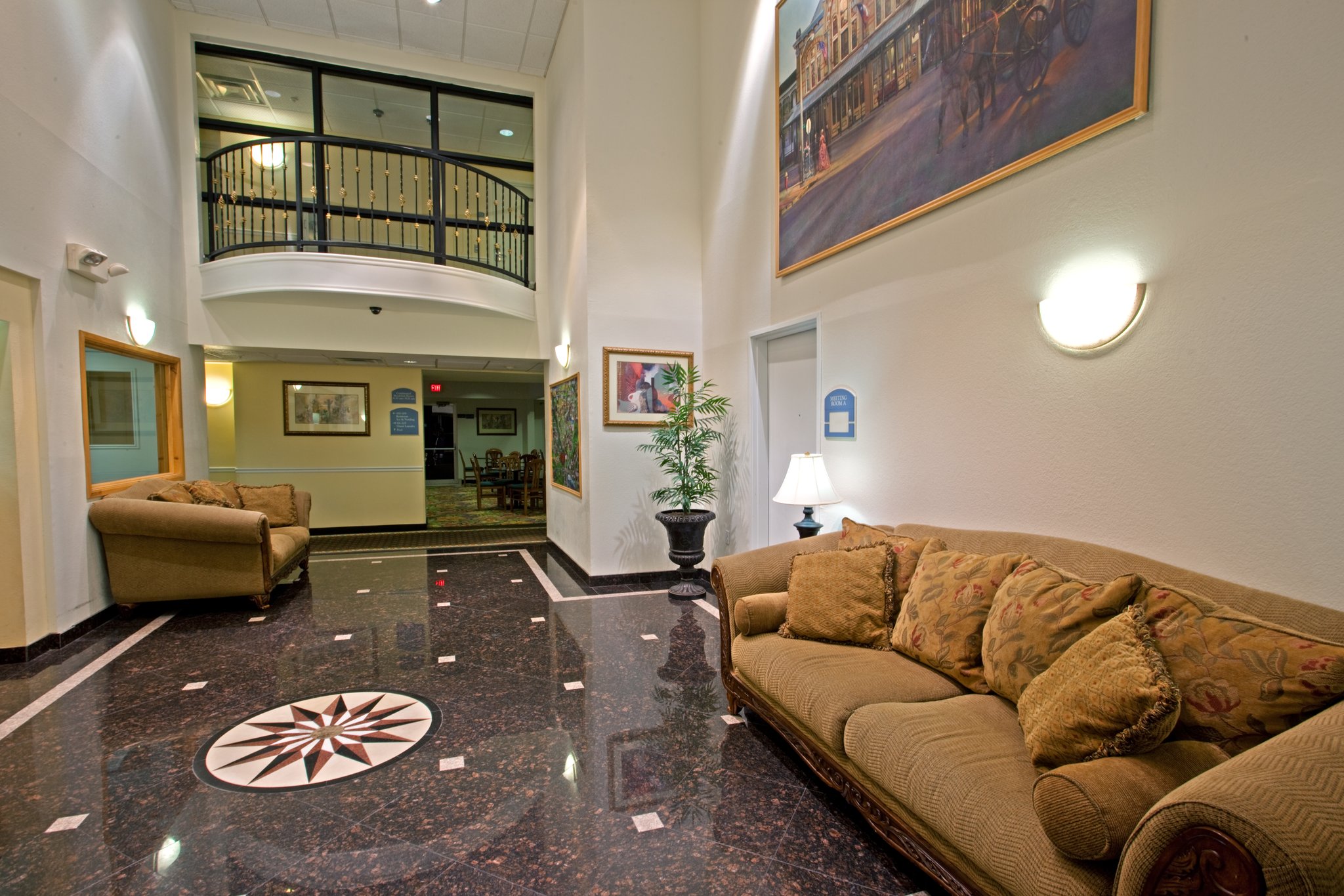 Holiday Inn Express & Suites Columbus
