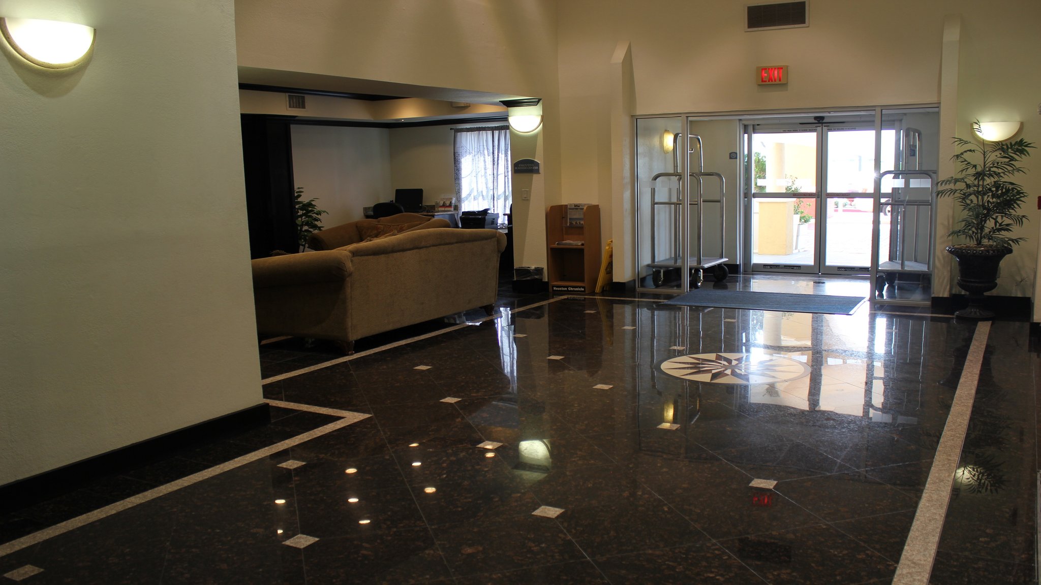 Holiday Inn Express & Suites Columbus