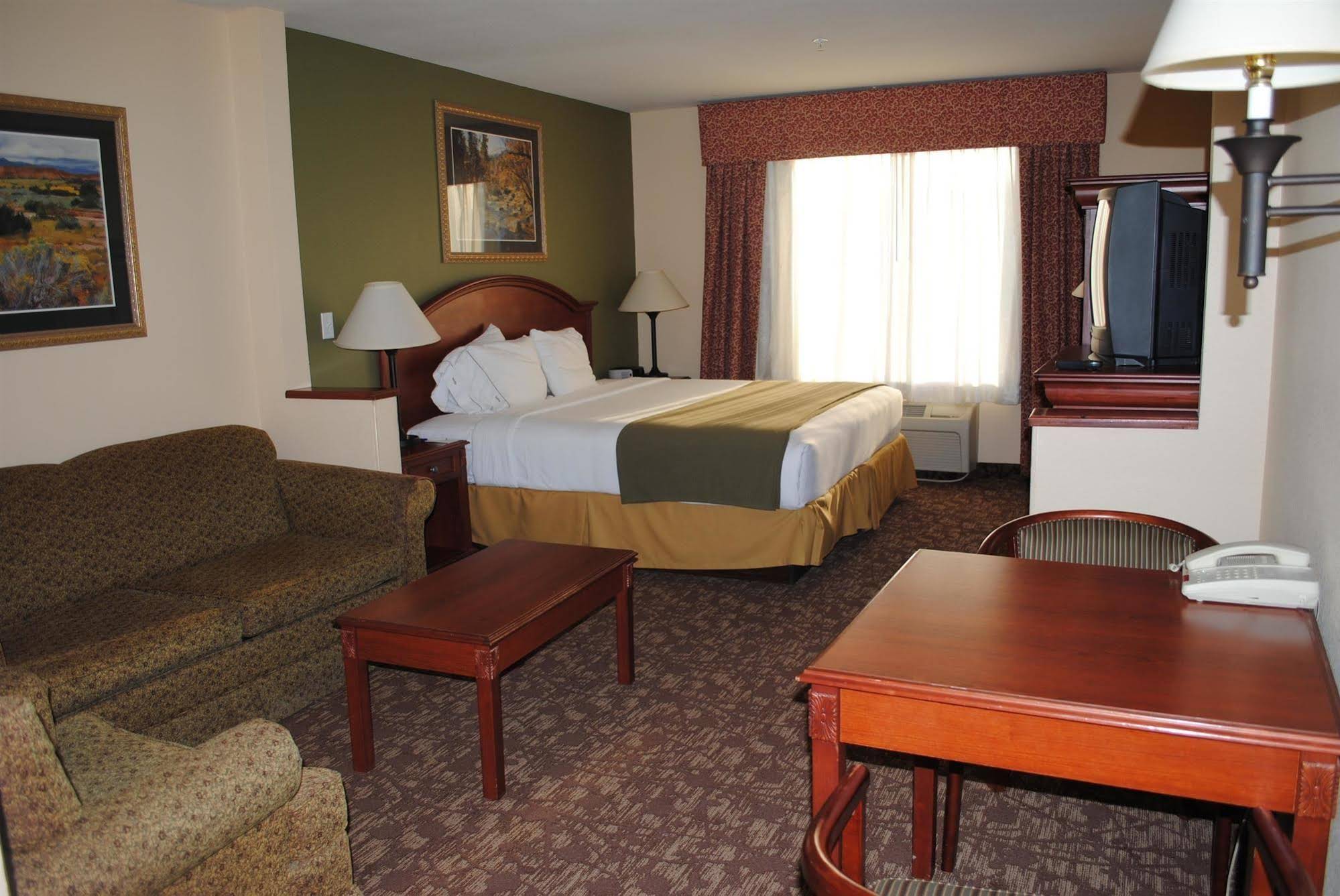 Magnuson Hotel Commerce