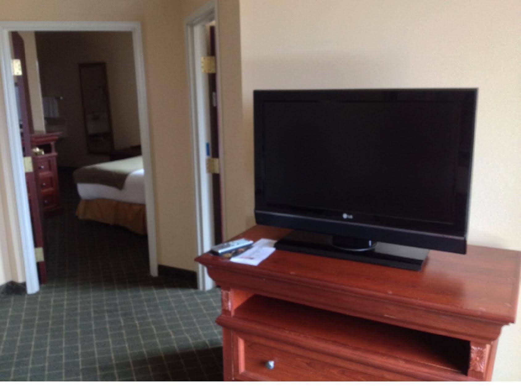 Magnuson Hotel Commerce