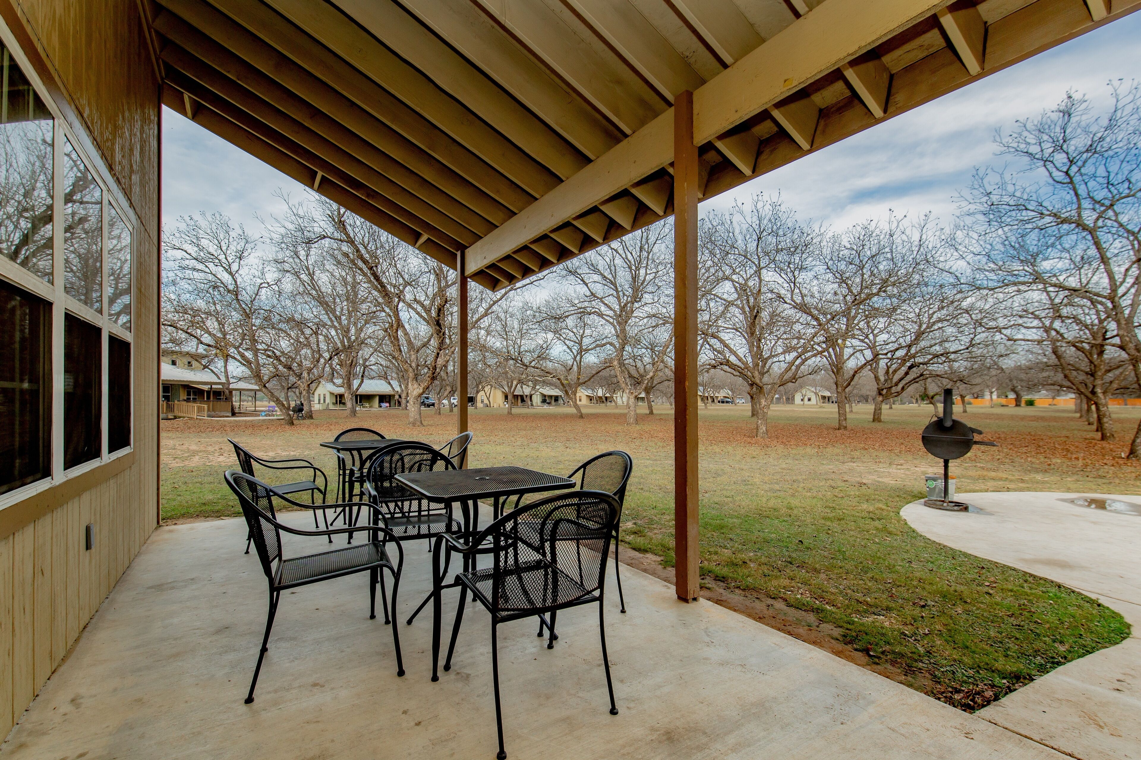 Seven Bluff Cabins