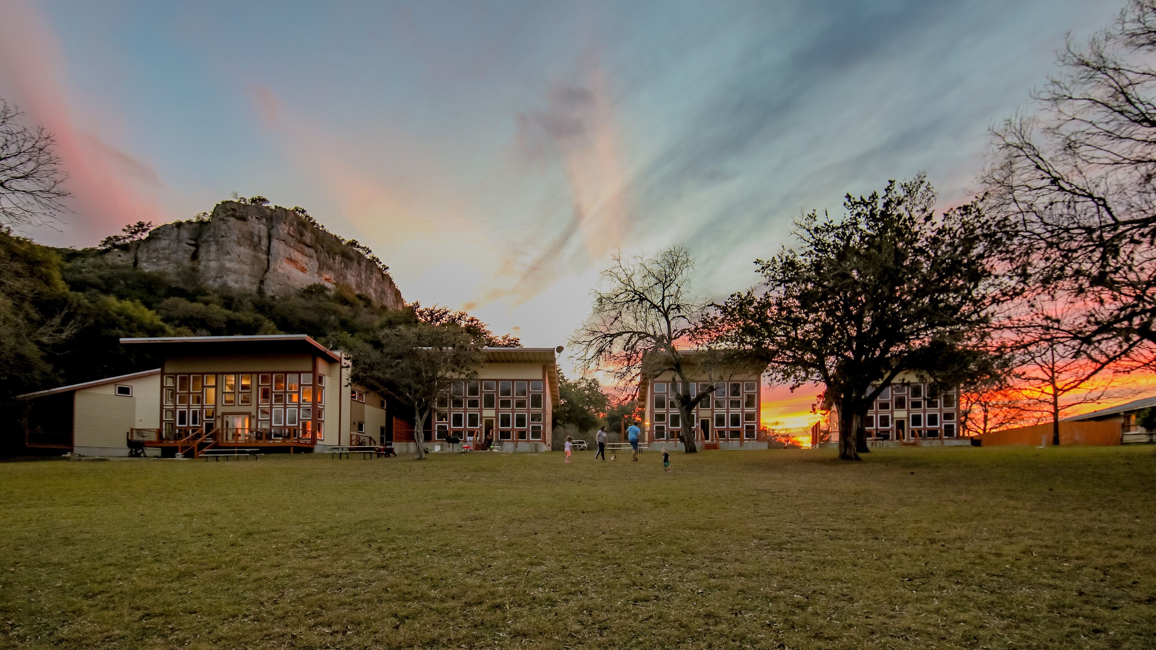 Seven Bluff Cabins