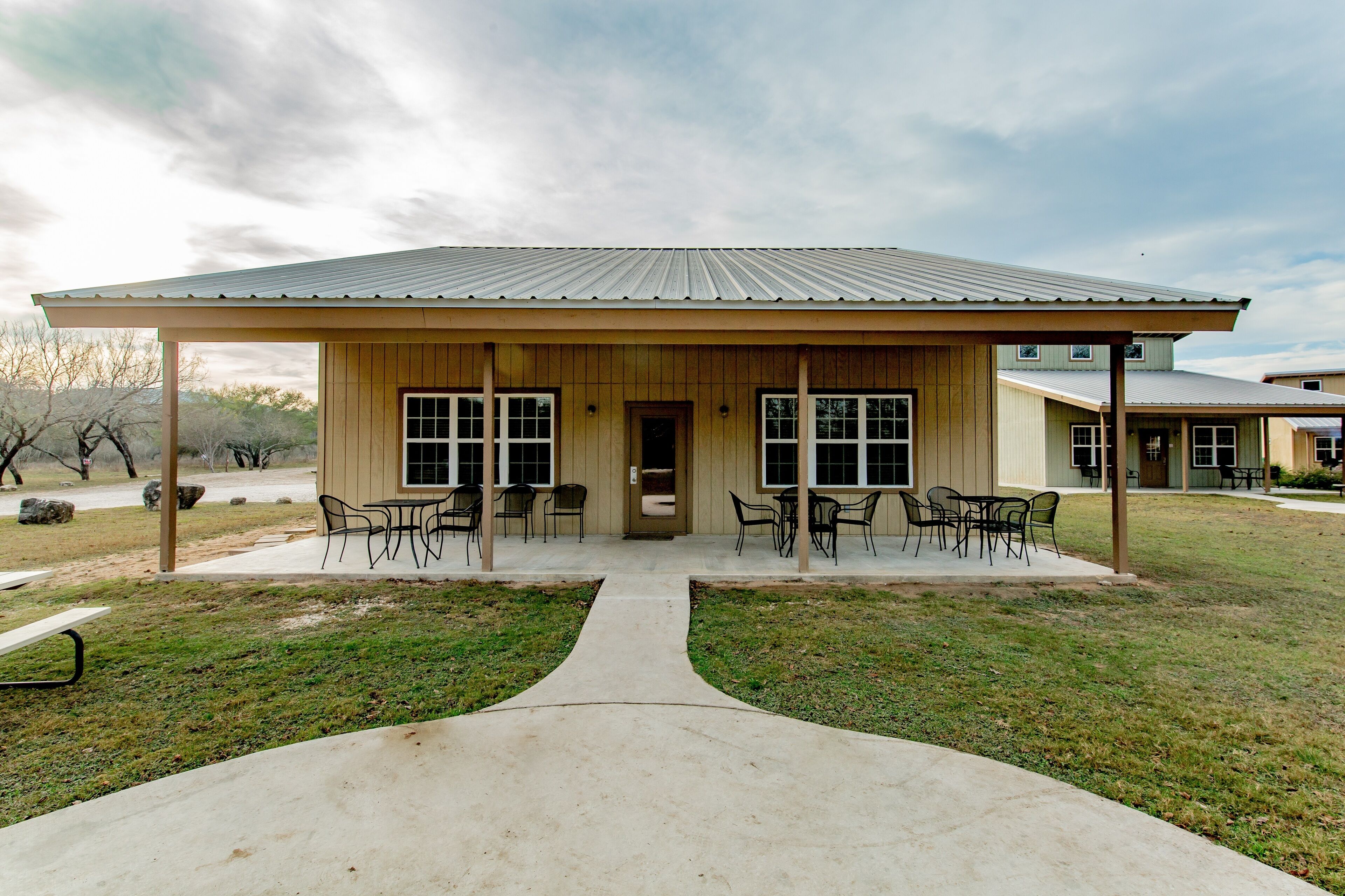 Seven Bluff Cabins