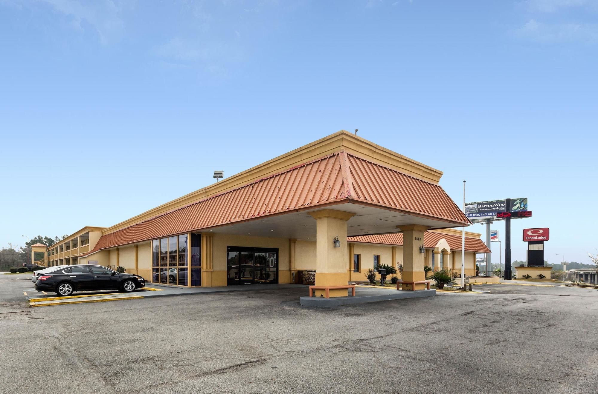 Hotel Elev8