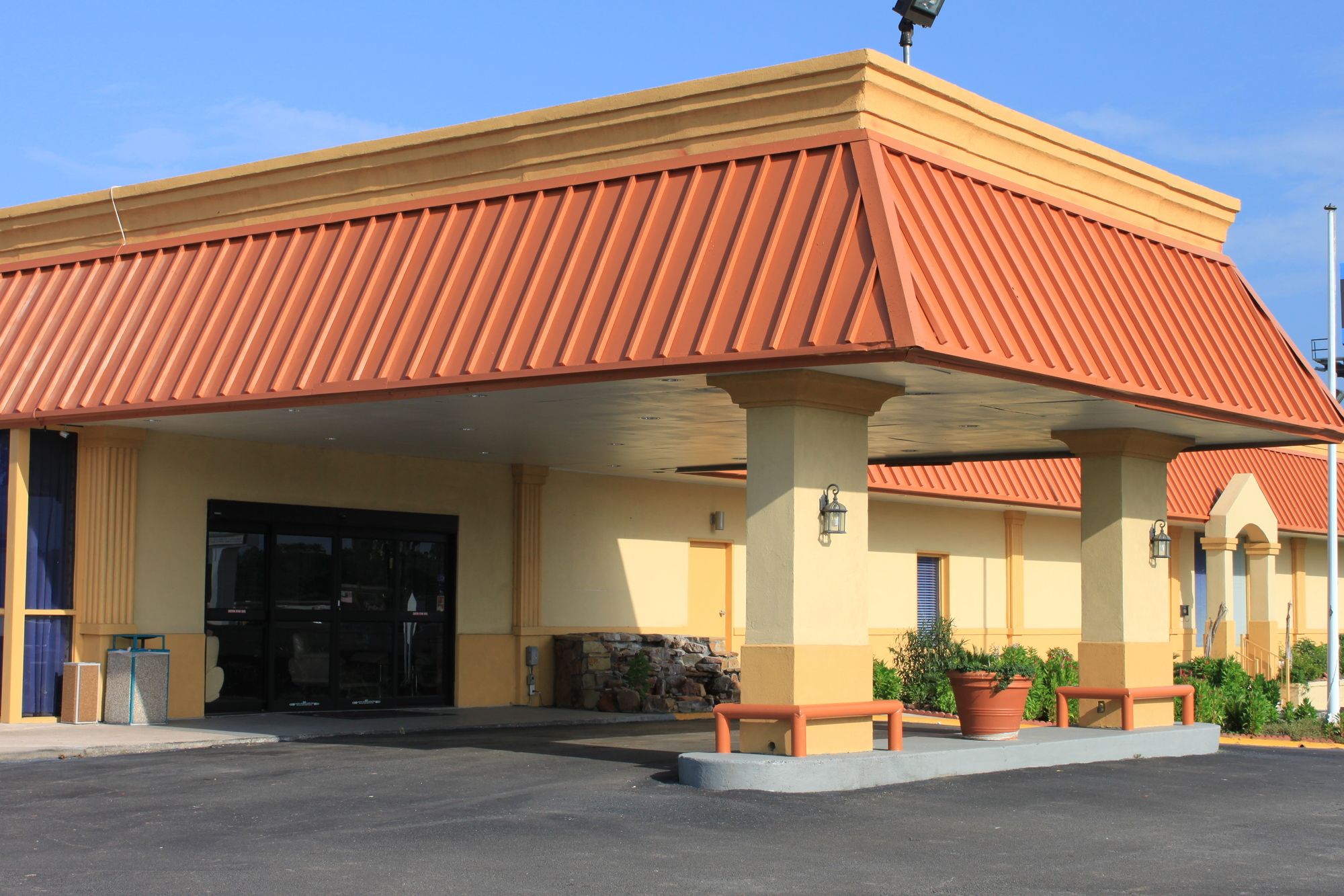 Hotel Elev8