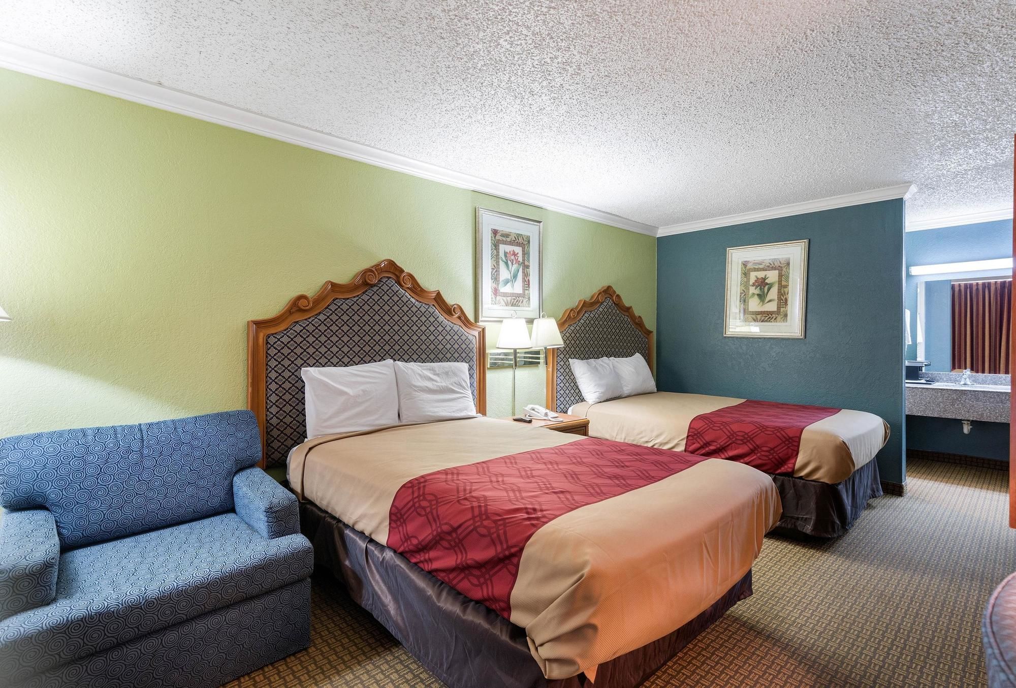 Hotel Elev8