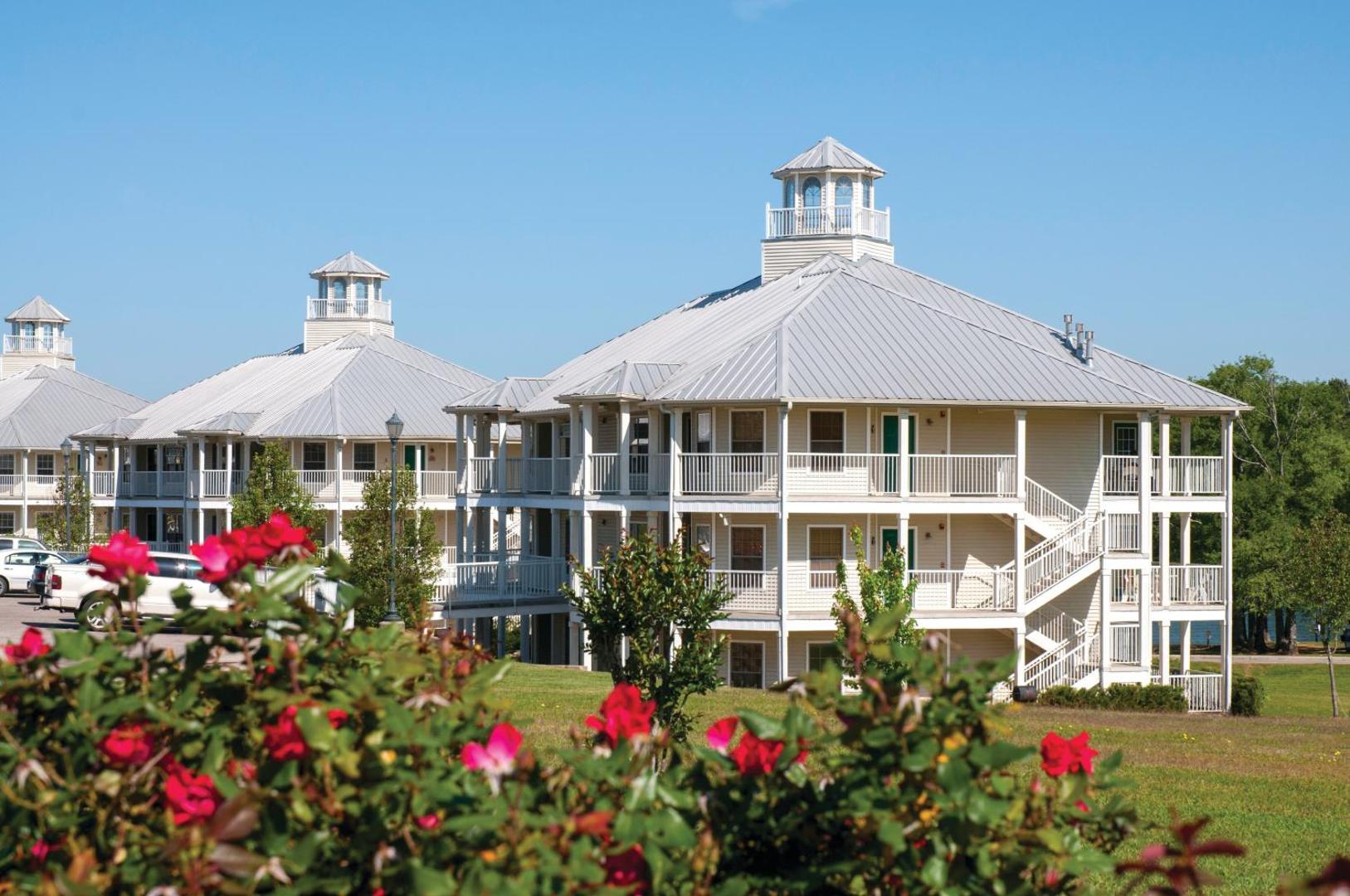 Holiday Inn Club Vacations Piney Shores Resort