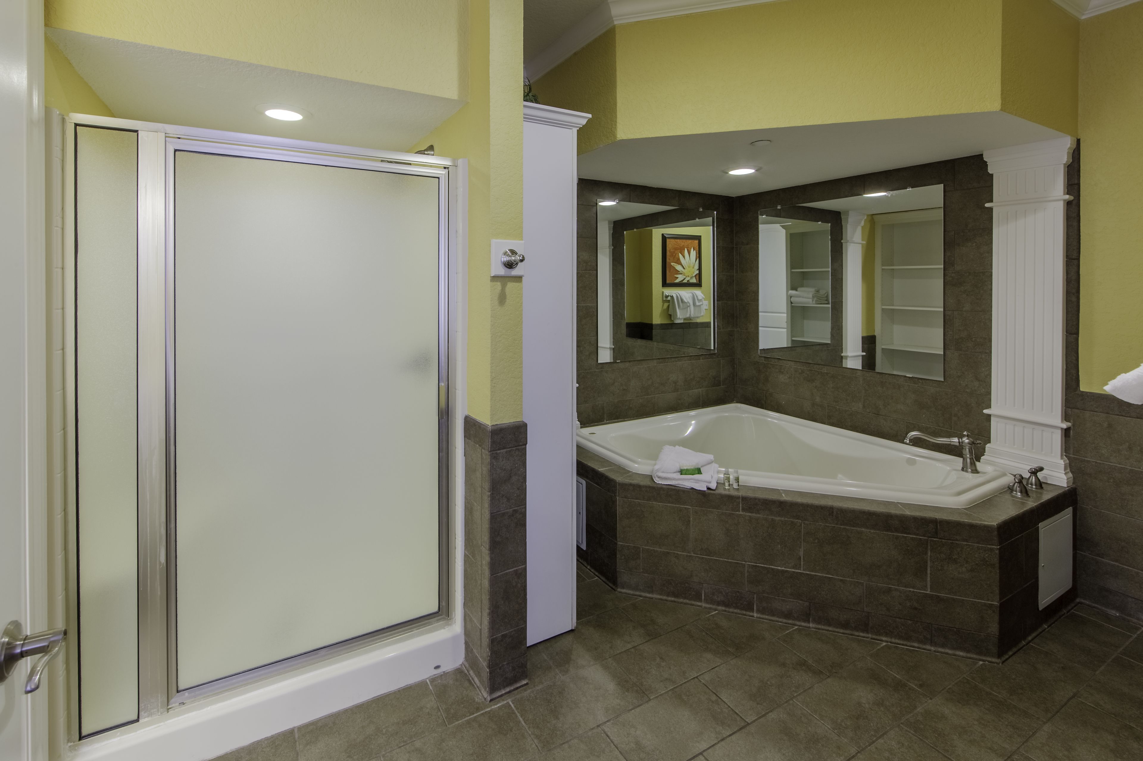 Holiday Inn Club Vacations Piney Shores Resort