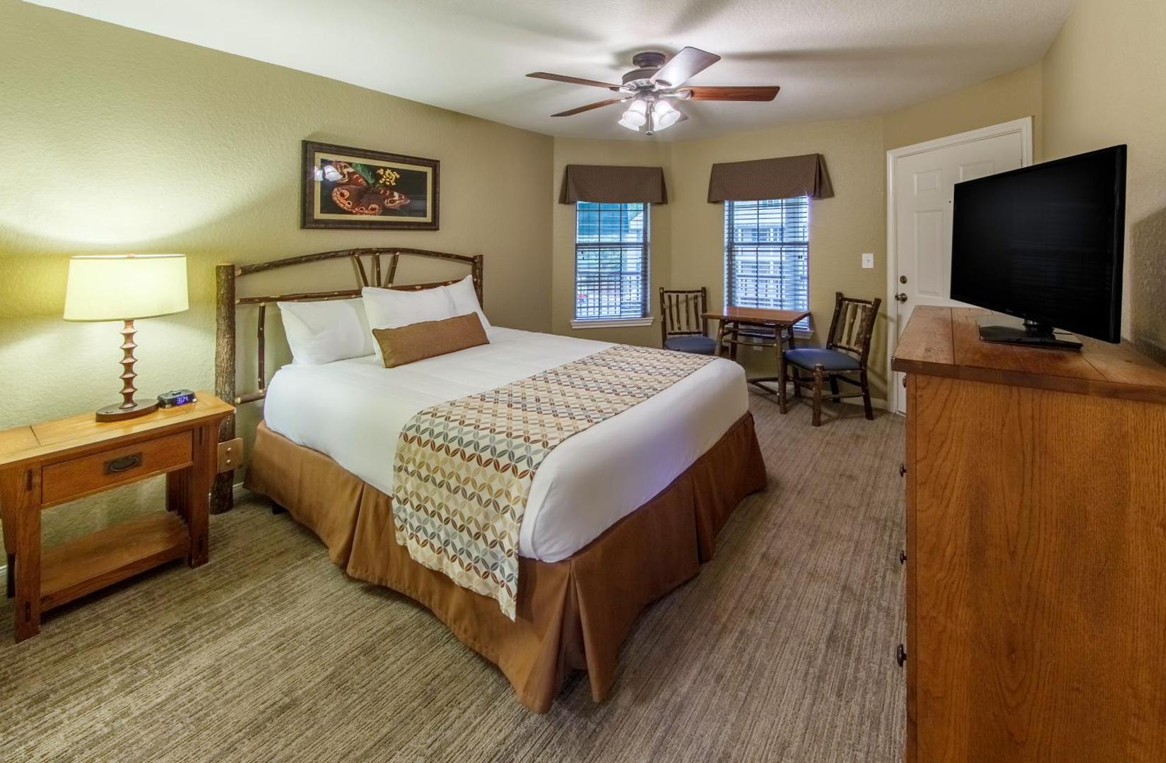 Holiday Inn Club Vacations Piney Shores Resort