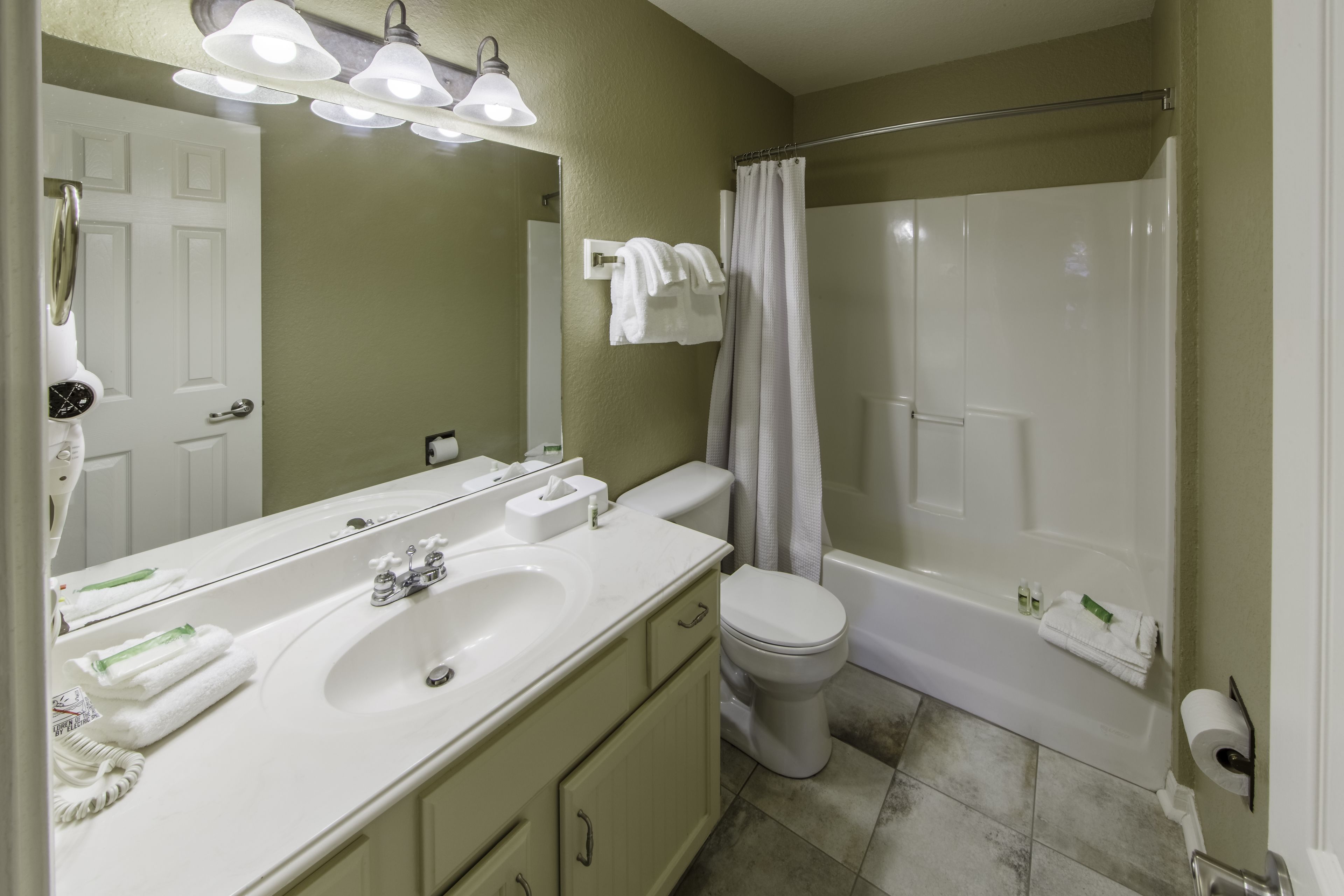 Holiday Inn Club Vacations Piney Shores Resort