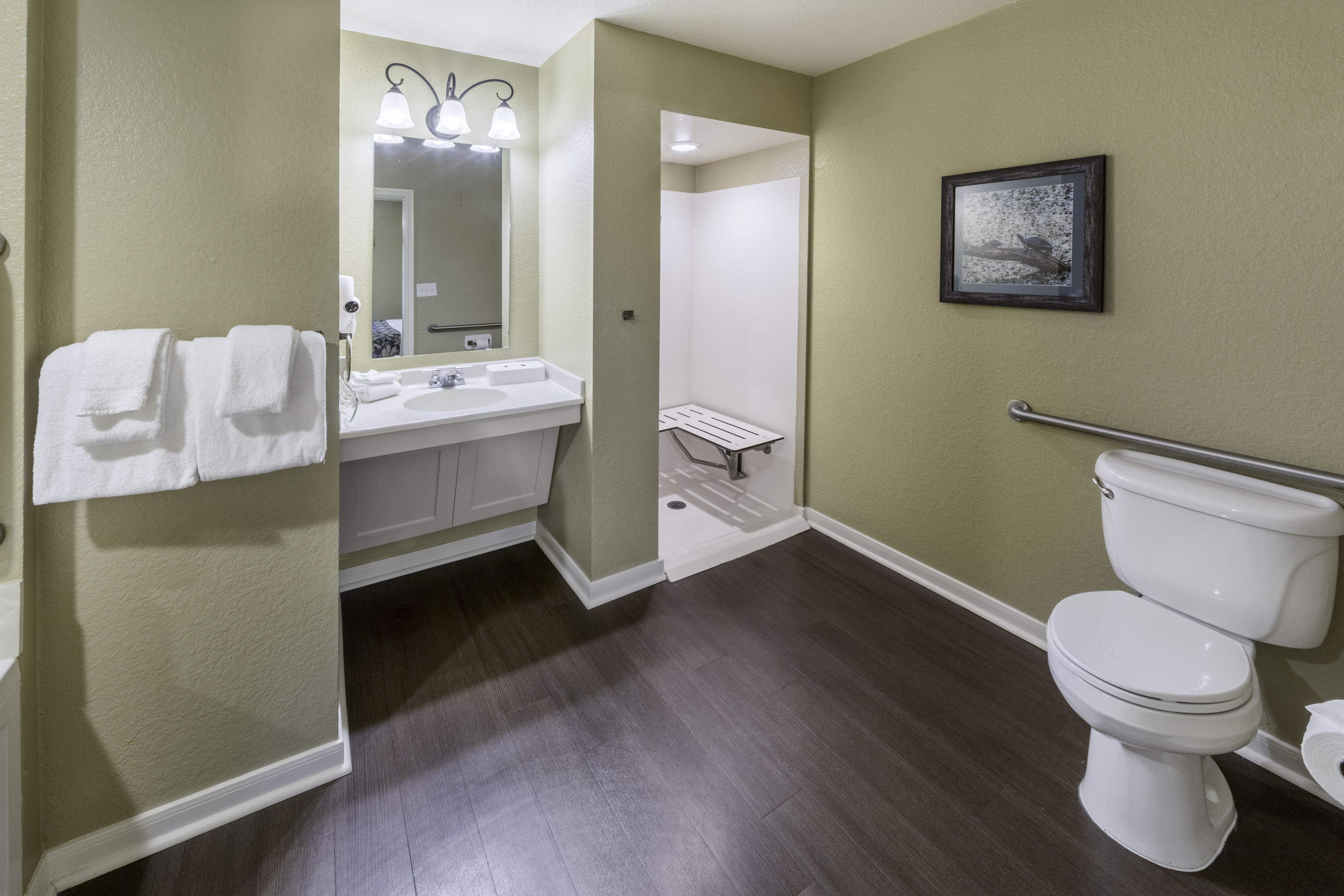 Holiday Inn Club Vacations Piney Shores Resort