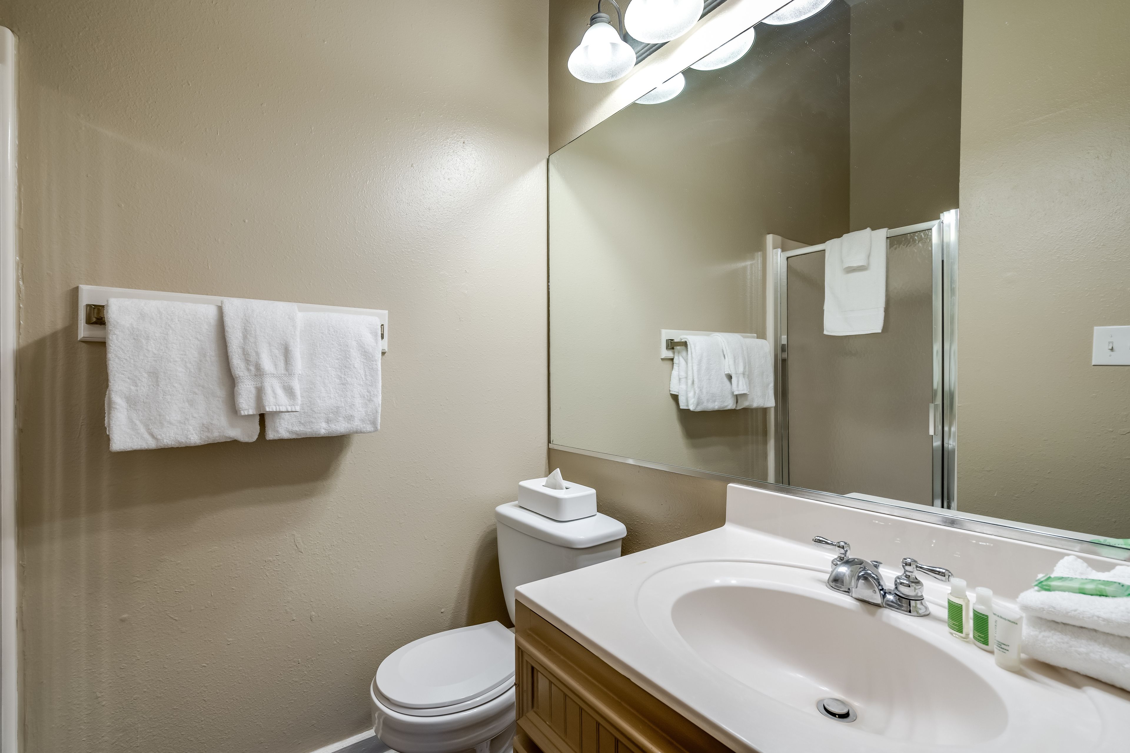 Holiday Inn Club Vacations Piney Shores Resort