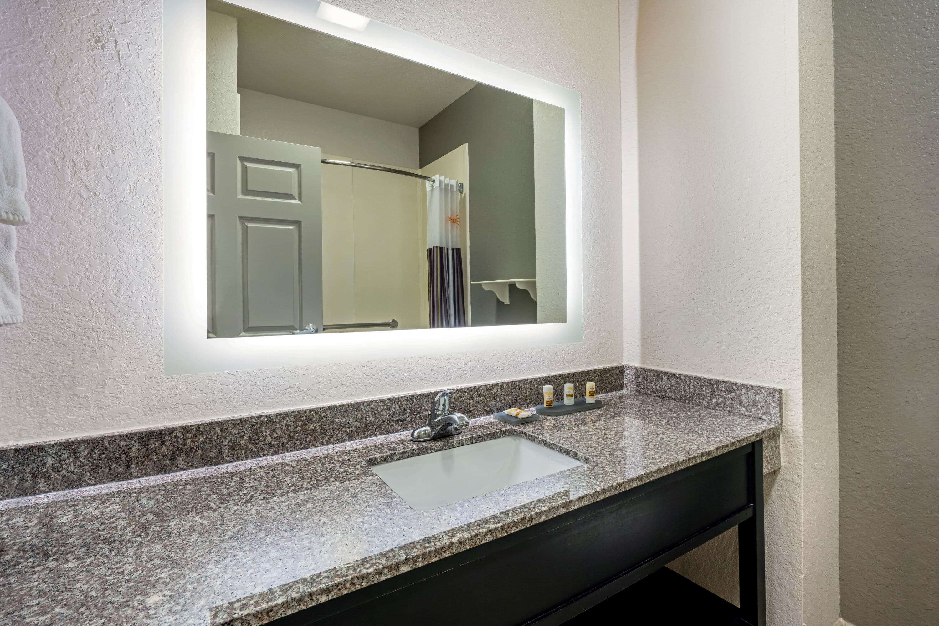 La Quinta Inn & Suites by Wyndham Conroe