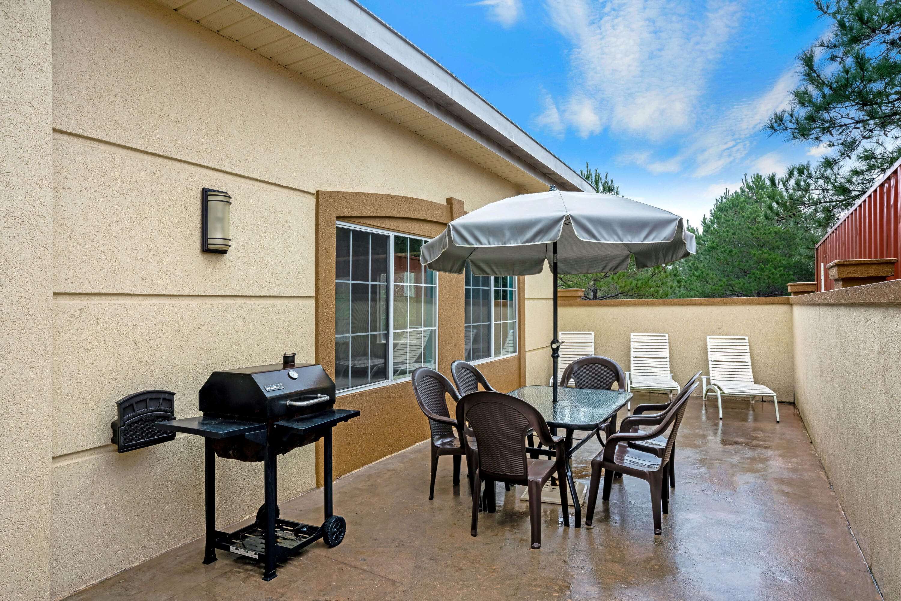 La Quinta Inn & Suites by Wyndham Conroe