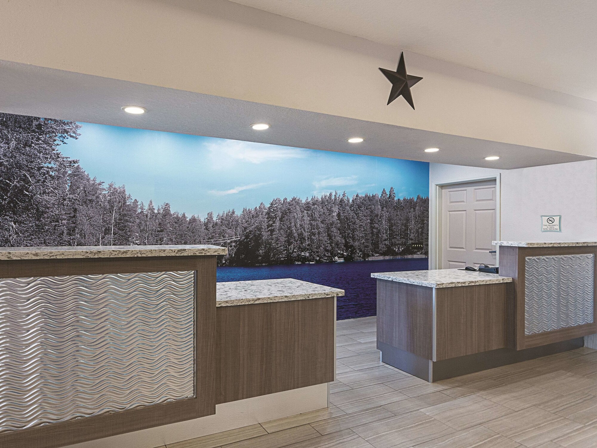 La Quinta Inn & Suites by Wyndham Conroe
