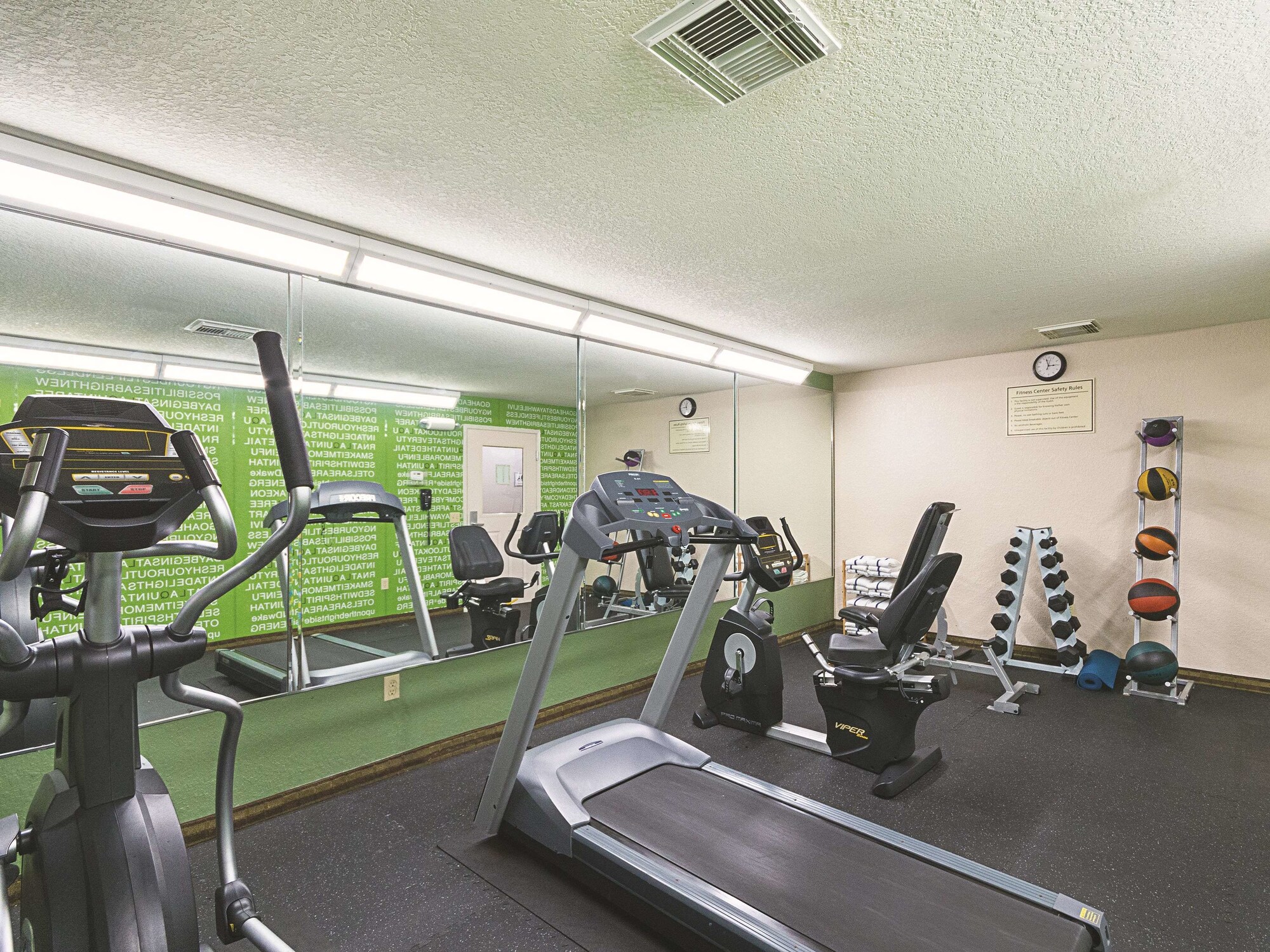 La Quinta Inn & Suites by Wyndham Conroe