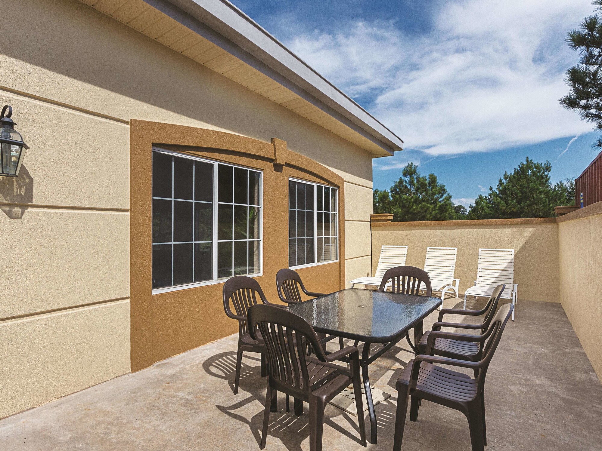 La Quinta Inn & Suites by Wyndham Conroe