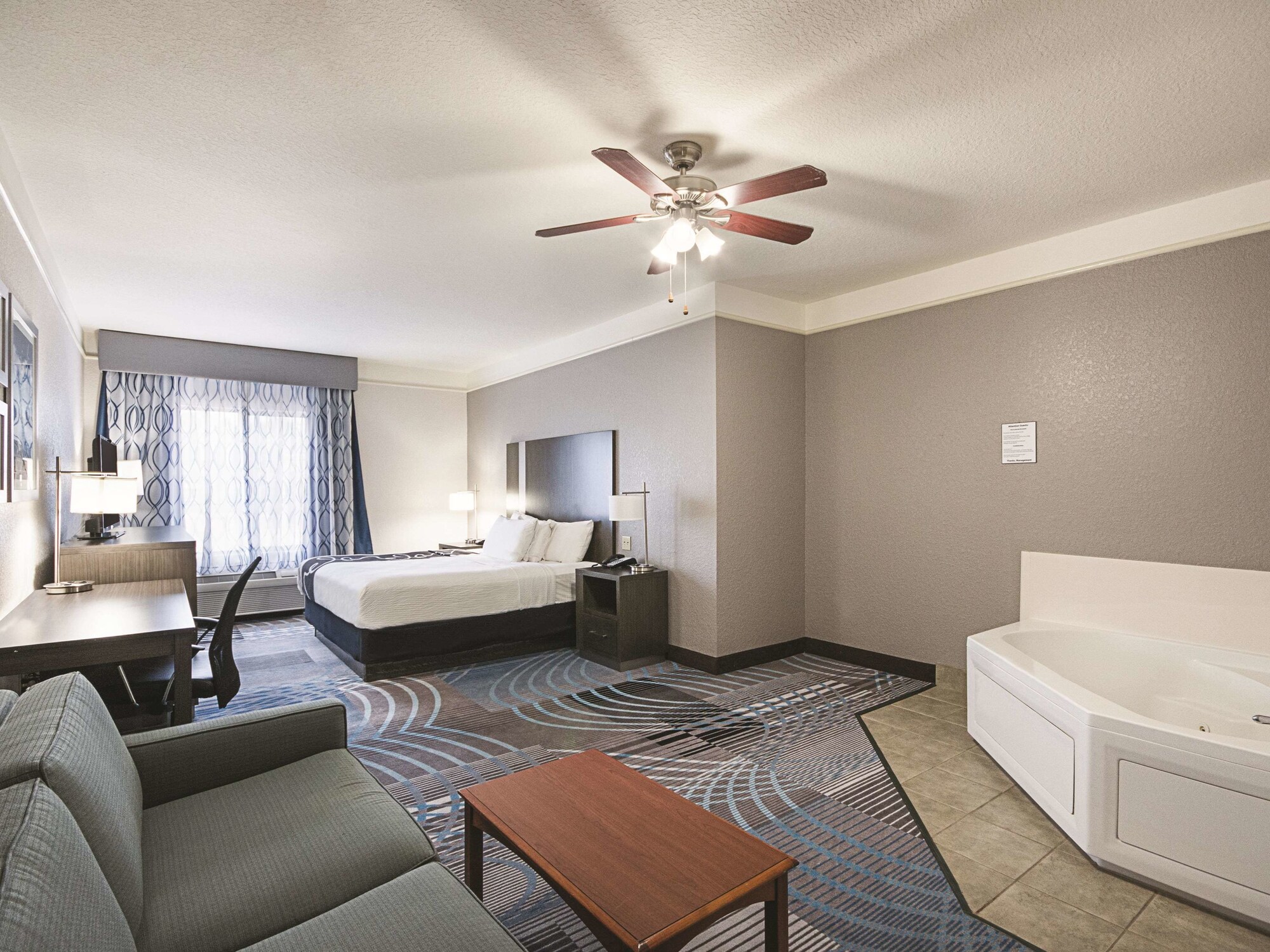 La Quinta Inn & Suites by Wyndham Conroe