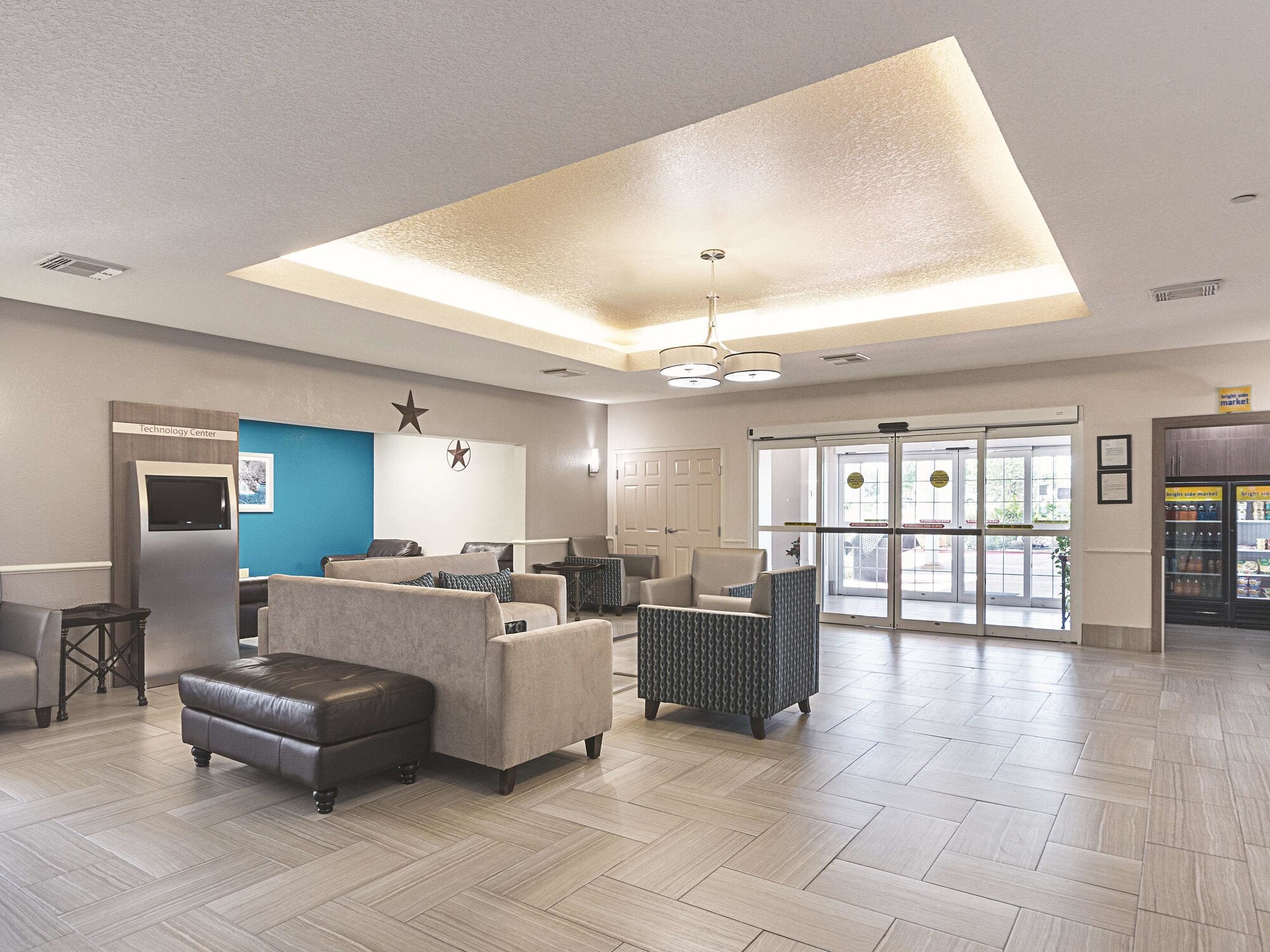 La Quinta Inn & Suites by Wyndham Conroe