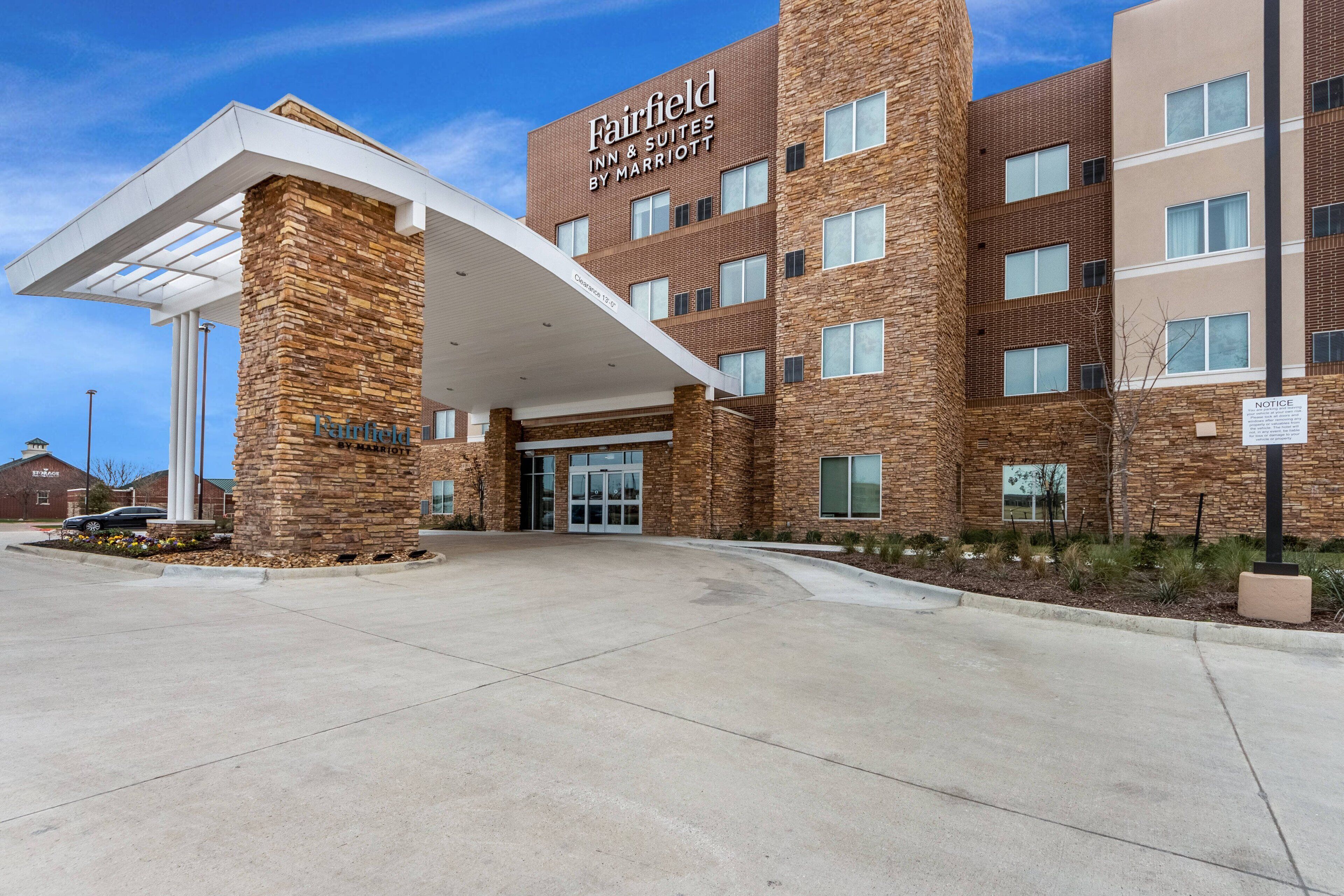 Fairfield Inn & Suites by Marriott Dallas DFW Airport North/Coppell Grapevine