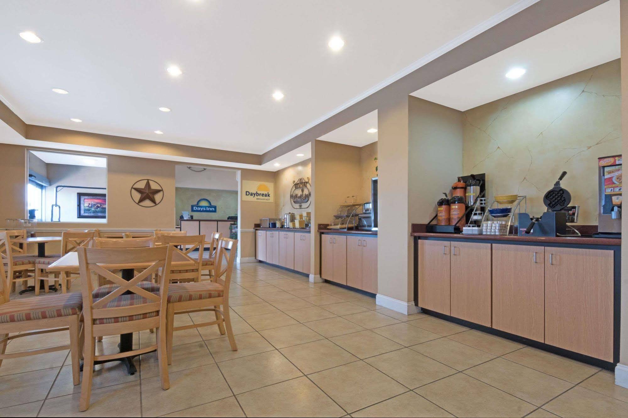 Days Inn by Wyndham Copperas Cove