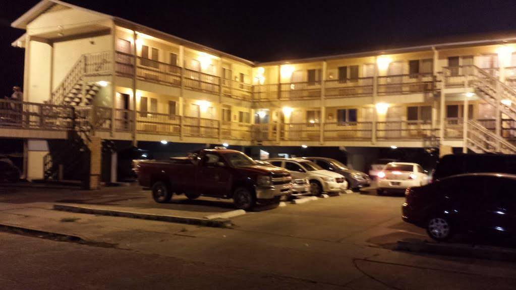 Budget Inn By OYO Corpus Christi Beach