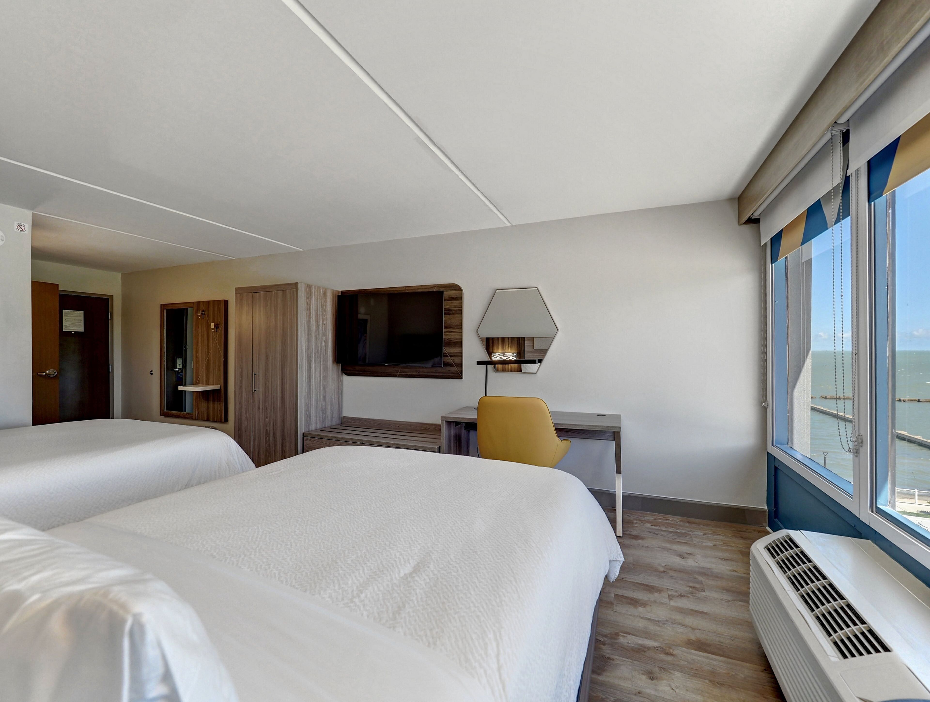 Holiday Inn Express Corpus Christi - Beachfront