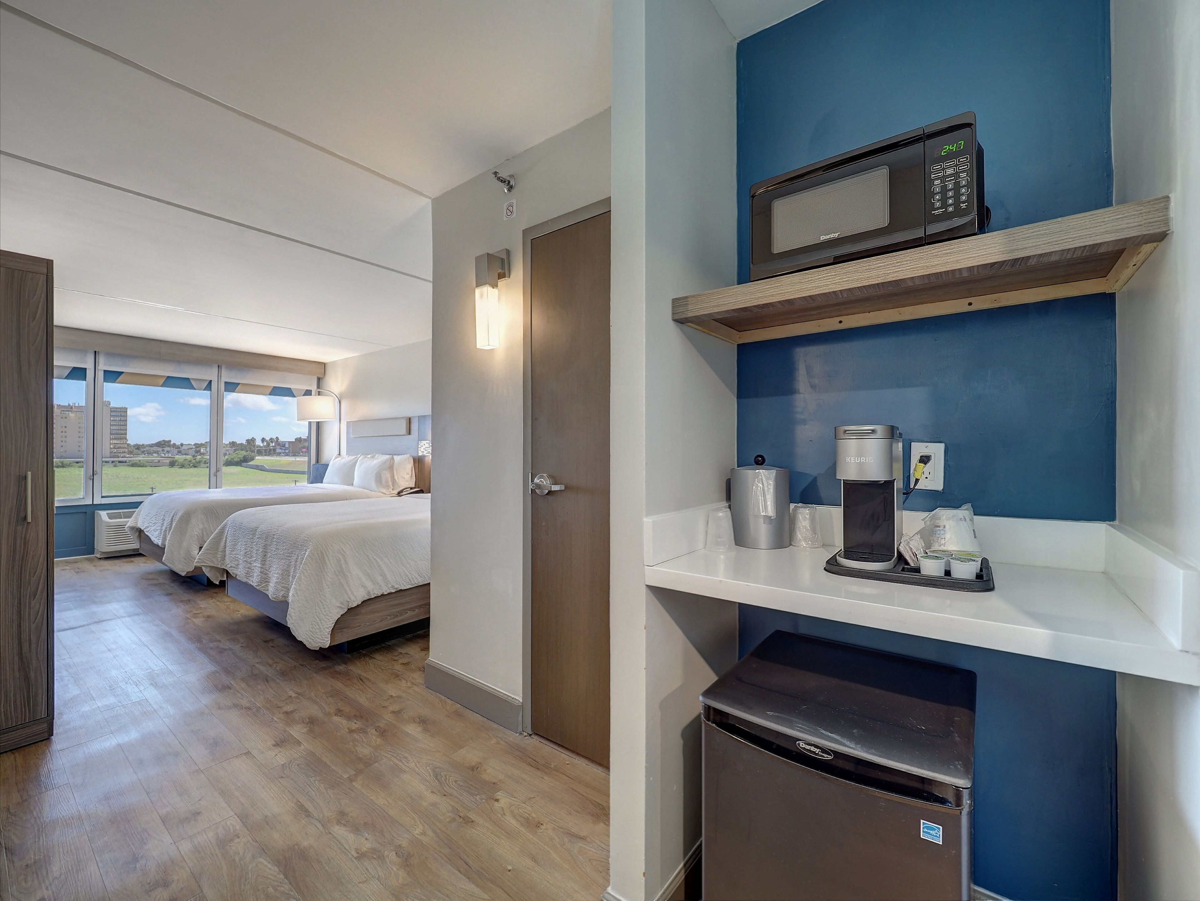 Holiday Inn Express Corpus Christi - Beachfront